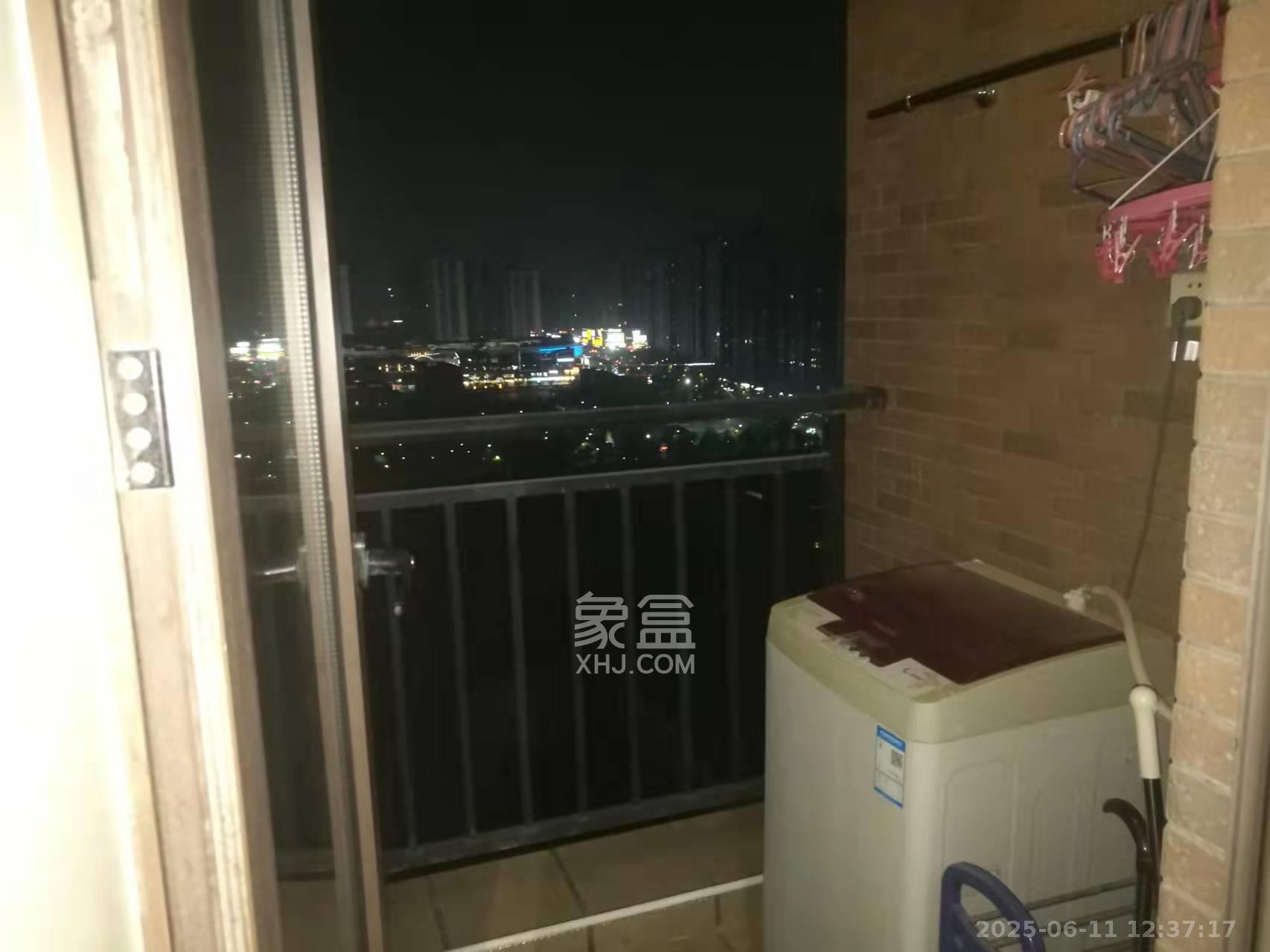 水岸世景  1室1厅1卫    900.0元/月室内图