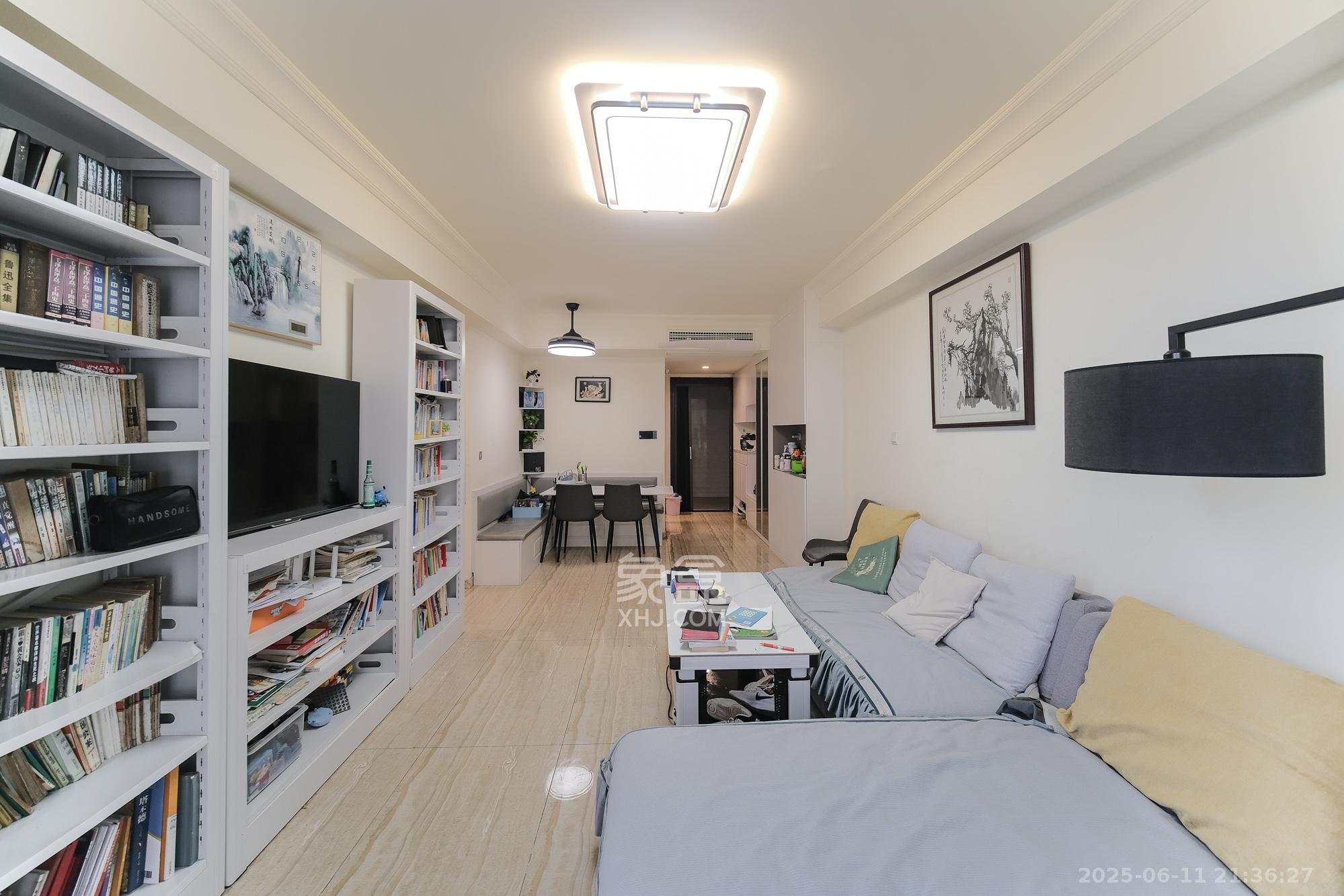 碧桂园翘楚棠 3室2厅2卫 79.0万 碧桂园翘楚棠 3室2厅2卫 79.0万客厅