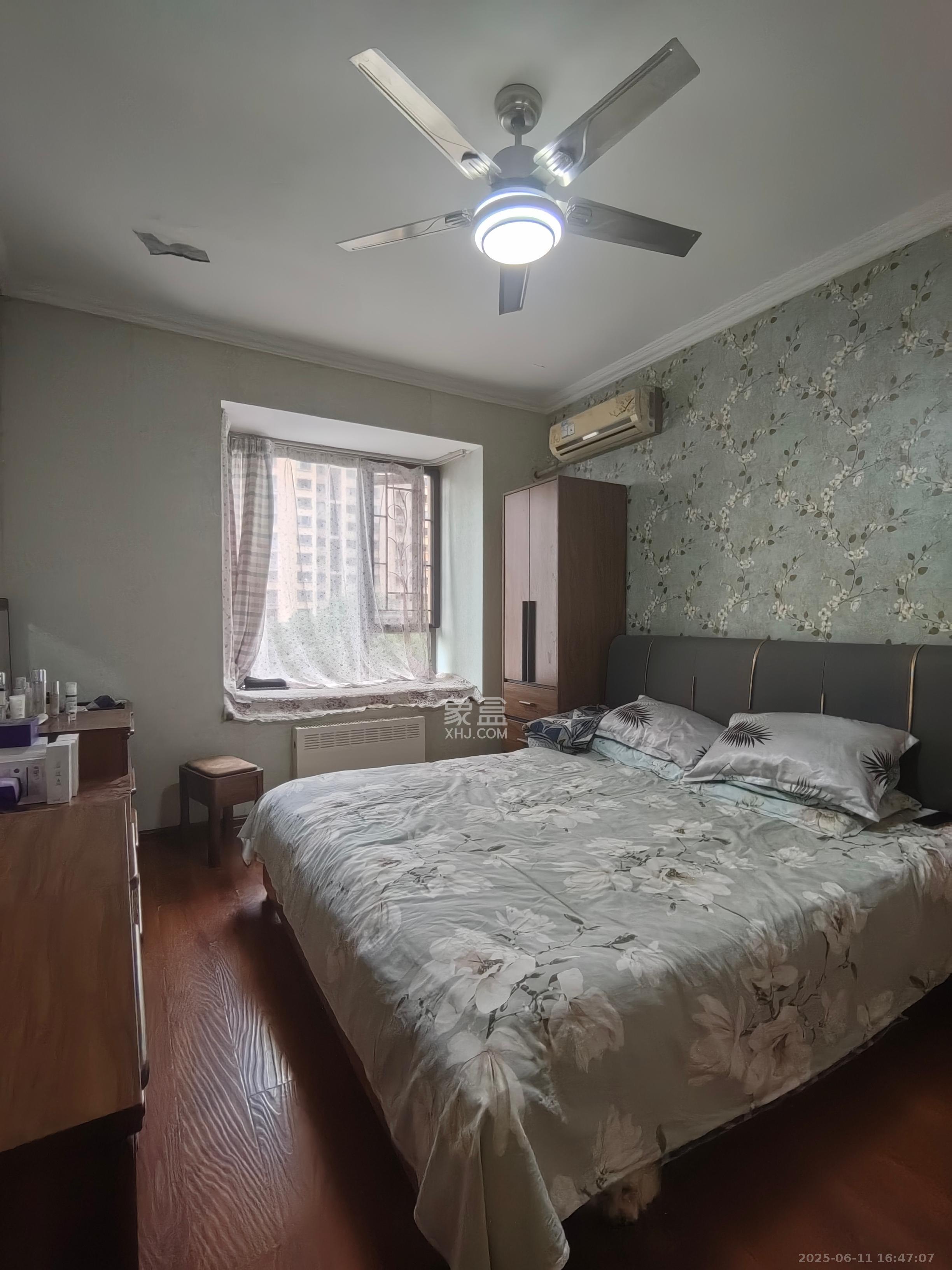 怡海星城 1室2厅1卫 1650.0元/月 怡海星城 1室2厅1卫 1650.0元/月室内图