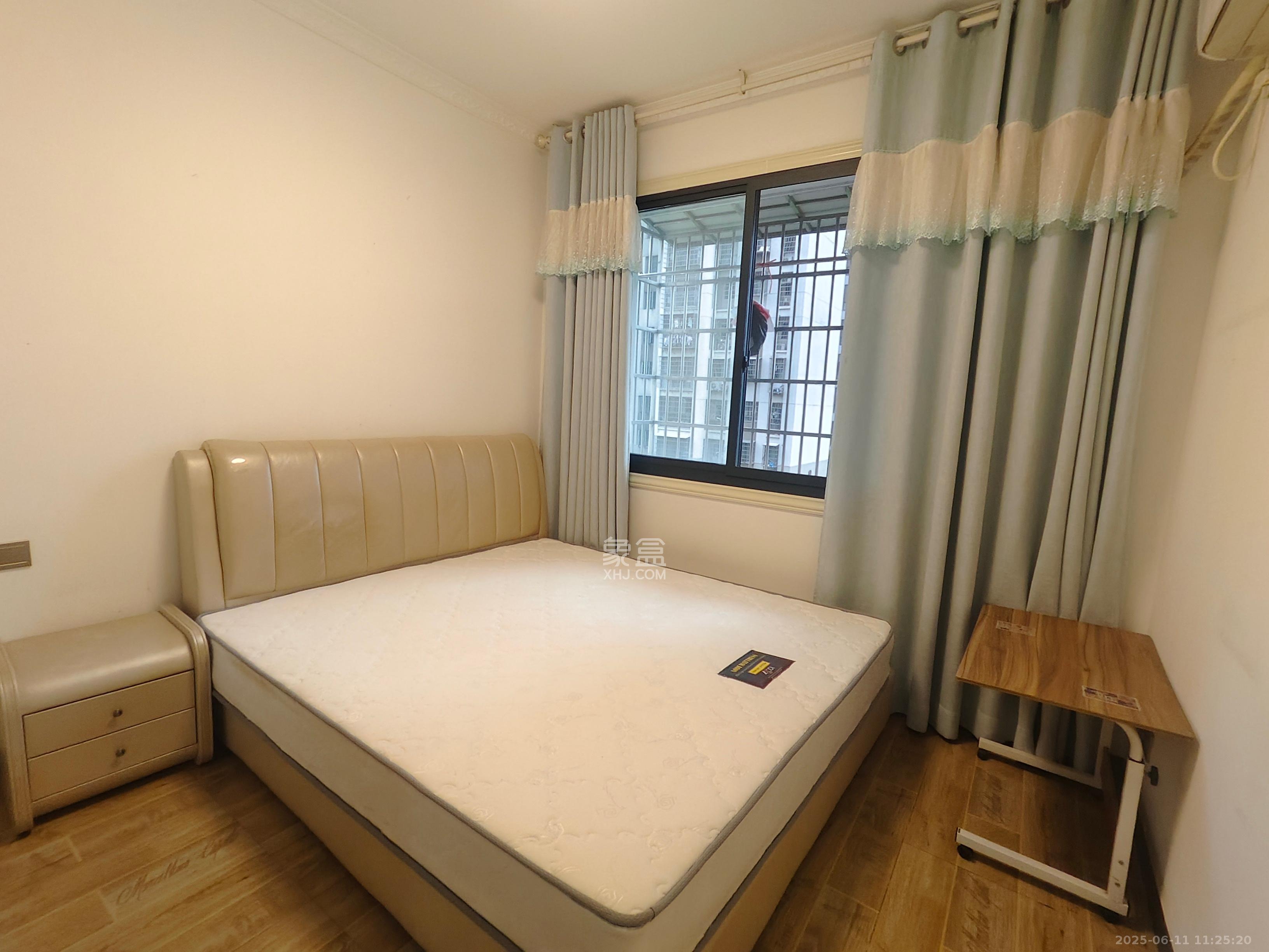嘉顺苑  2室2厅1卫   2200.00元/月室内图