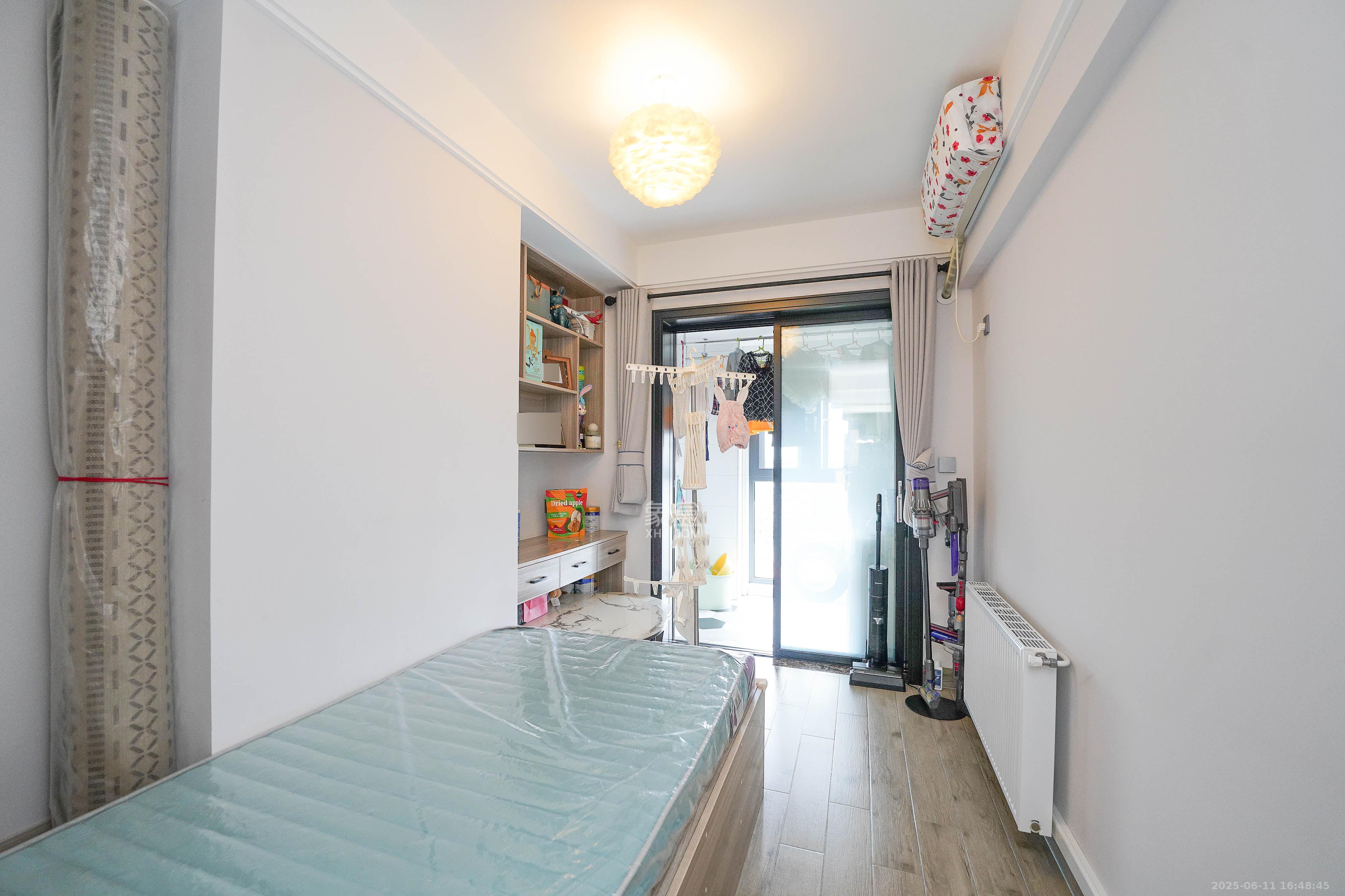 和美星城 3室1厅1卫 115.0万 和美星城 3室1厅1卫 115.0万卧室