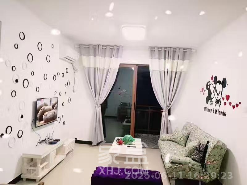 万里时代 3室2厅1卫 2600.0元/月 万里时代 3室2厅1卫 2600.0元/月室内图