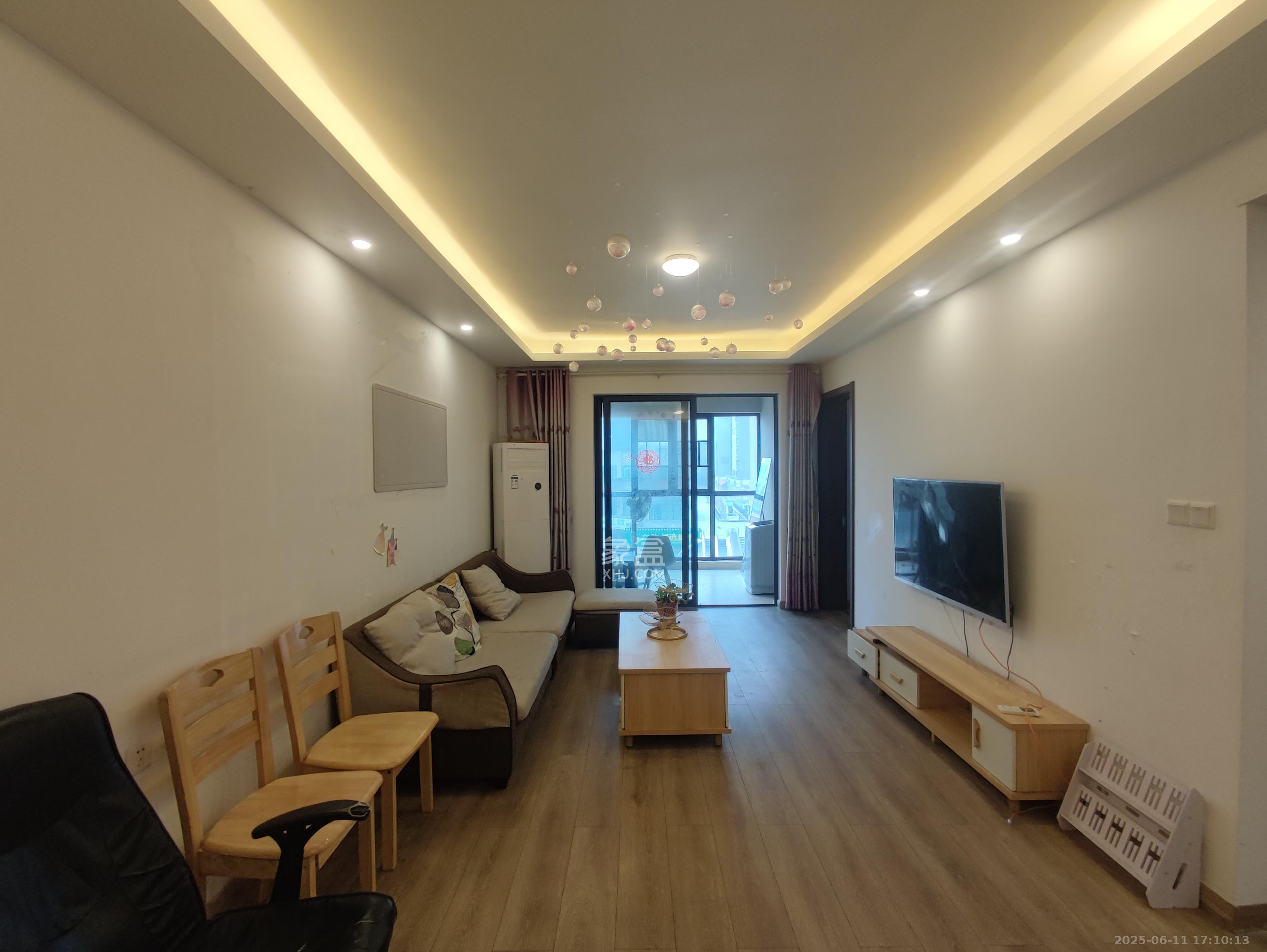 汇金城/嘉华城(二期、三期) 3室2厅2卫 2600.0元/月 汇金城/嘉华城(二期、三期) 3室2厅2卫 2600.0元/月室内图