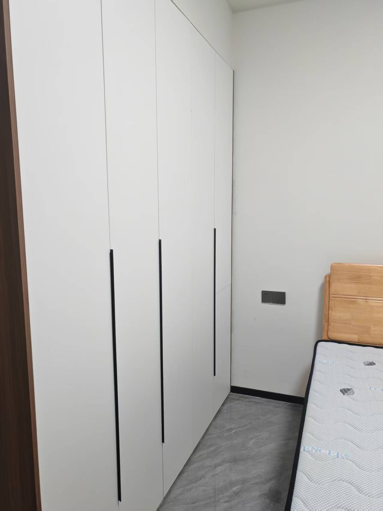 华湘花苑  2室2厅1卫   1800.00元/月室内图