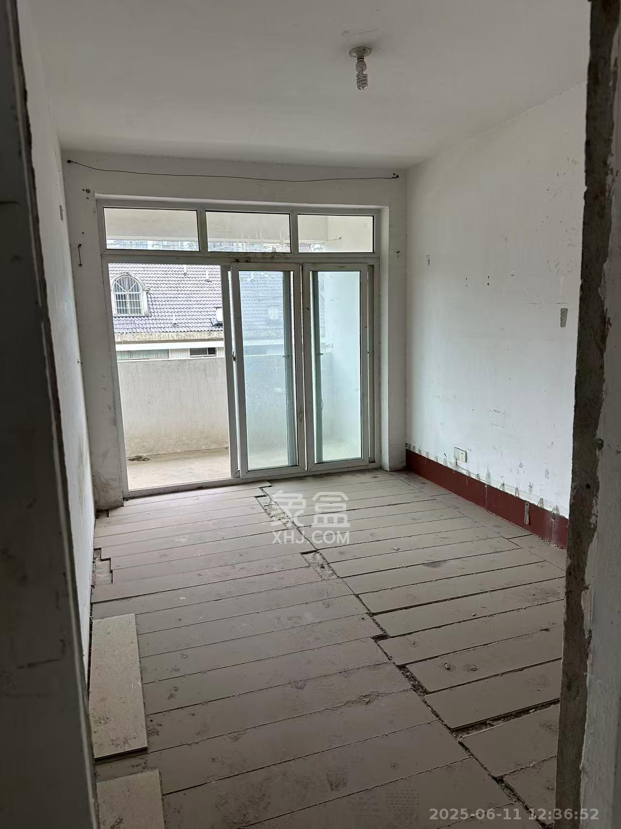 绿洲景芳  3室2厅2卫    1200.0元/月 绿洲景芳  3室2厅2卫    1200.0元/月室内图