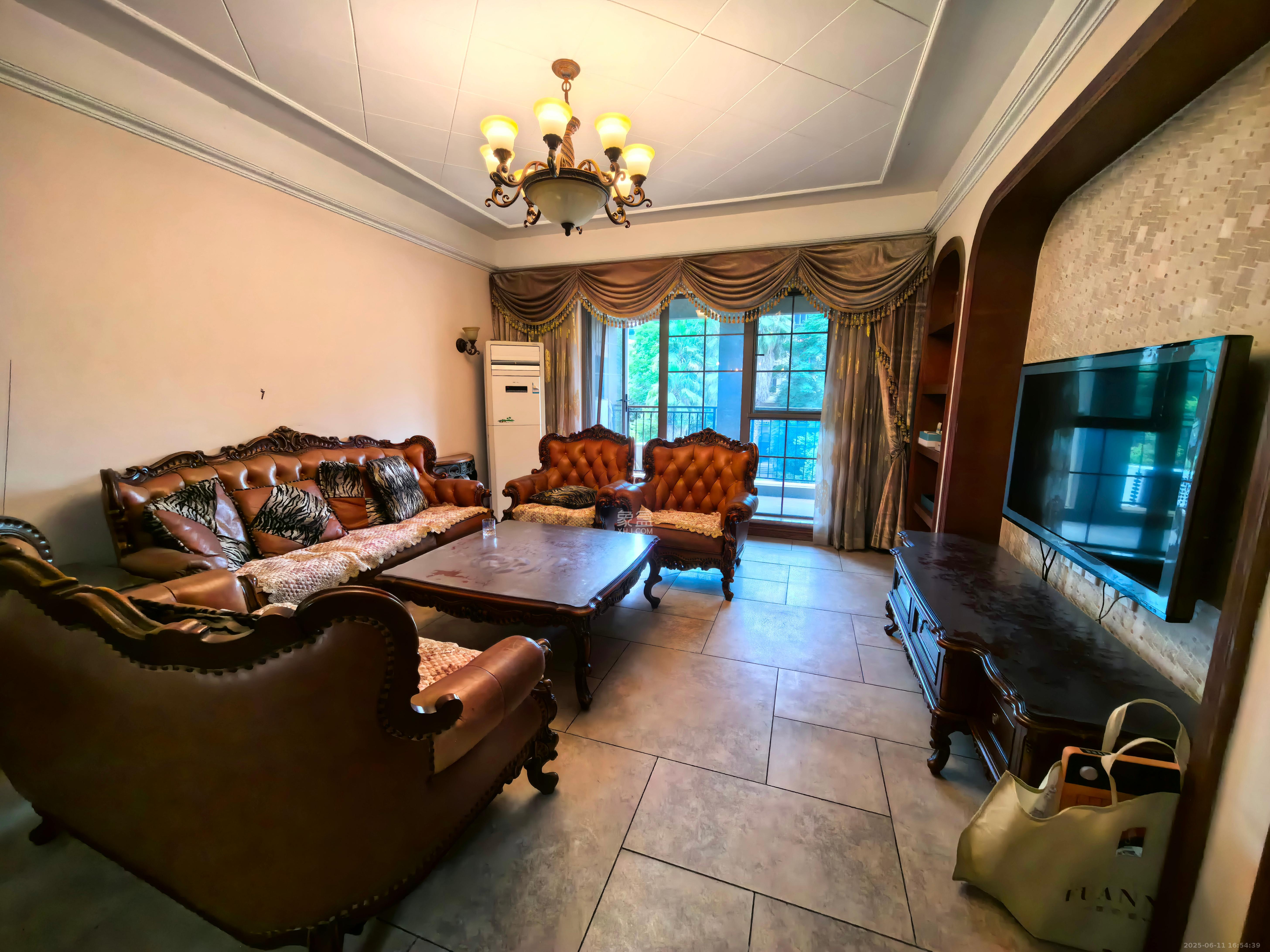 托斯卡纳洋房高层 4室1厅2卫 5500.0元/月 托斯卡纳洋房高层 4室1厅2卫 5500.0元/月室内图