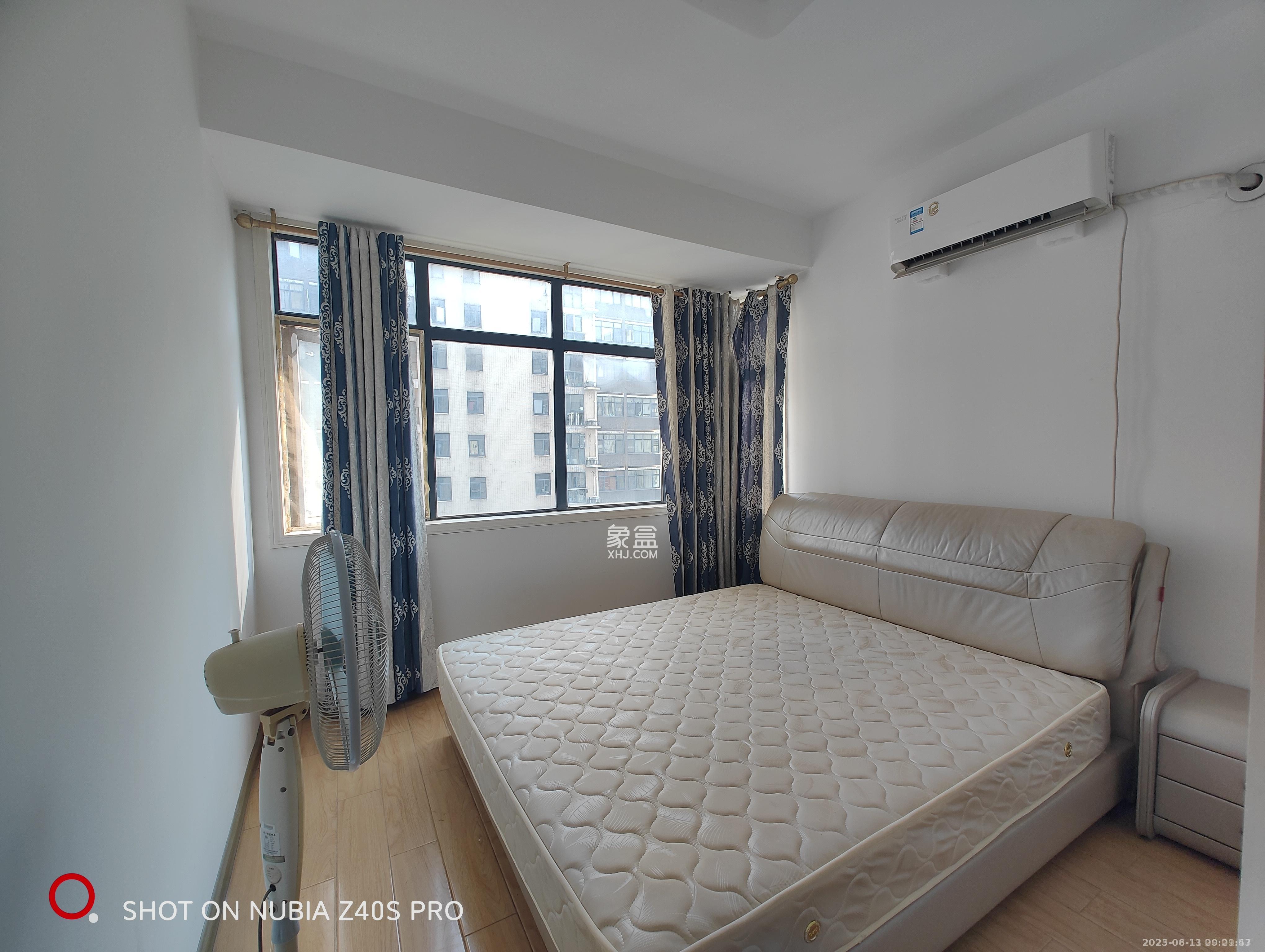 湘水熙园 4室2厅2卫 2600.0元/月 湘水熙园 4室2厅2卫 2600.0元/月室内图