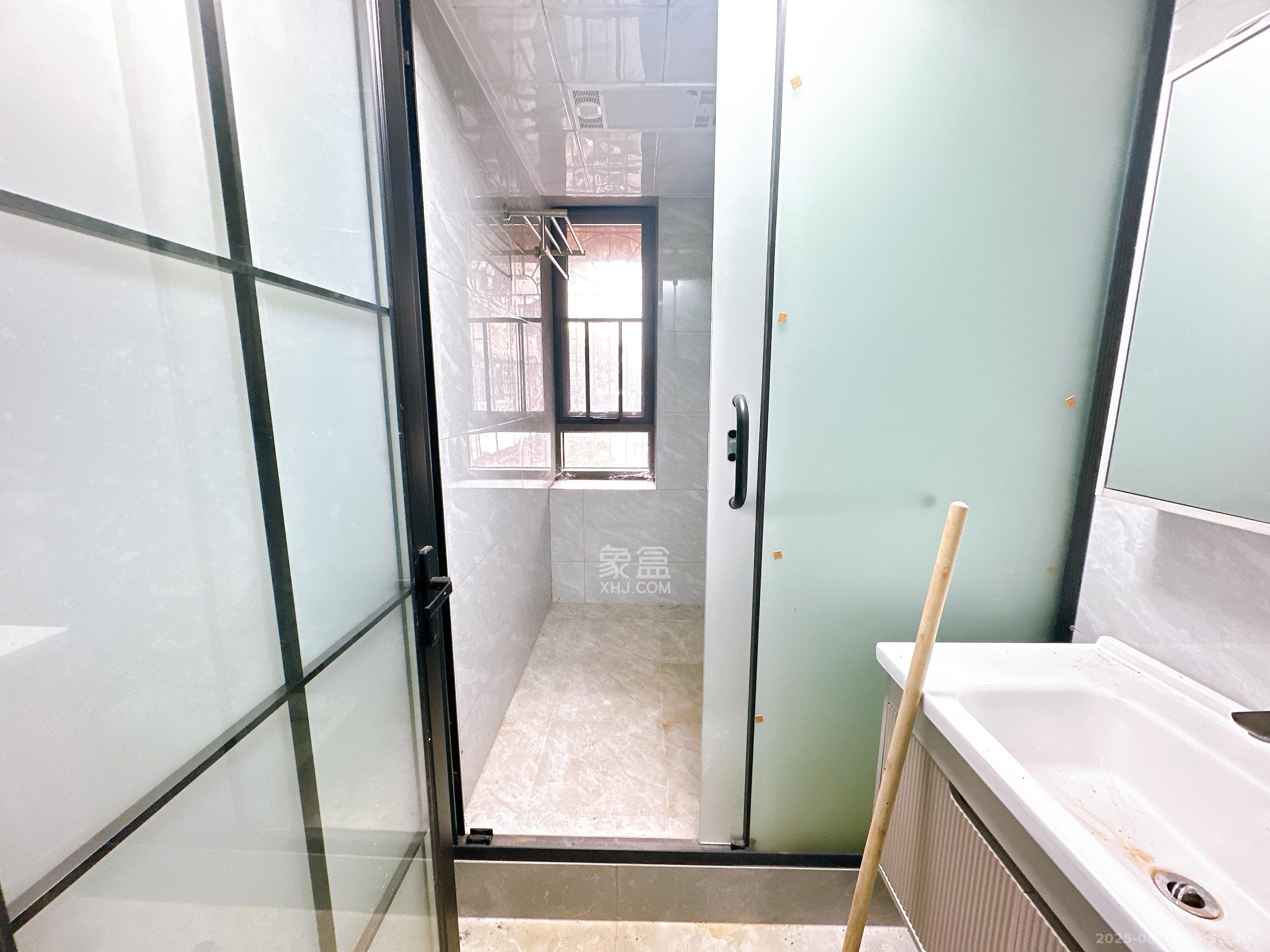 便河边社区（便河边单位房）  2室2厅1卫   3000.00元/月室内图