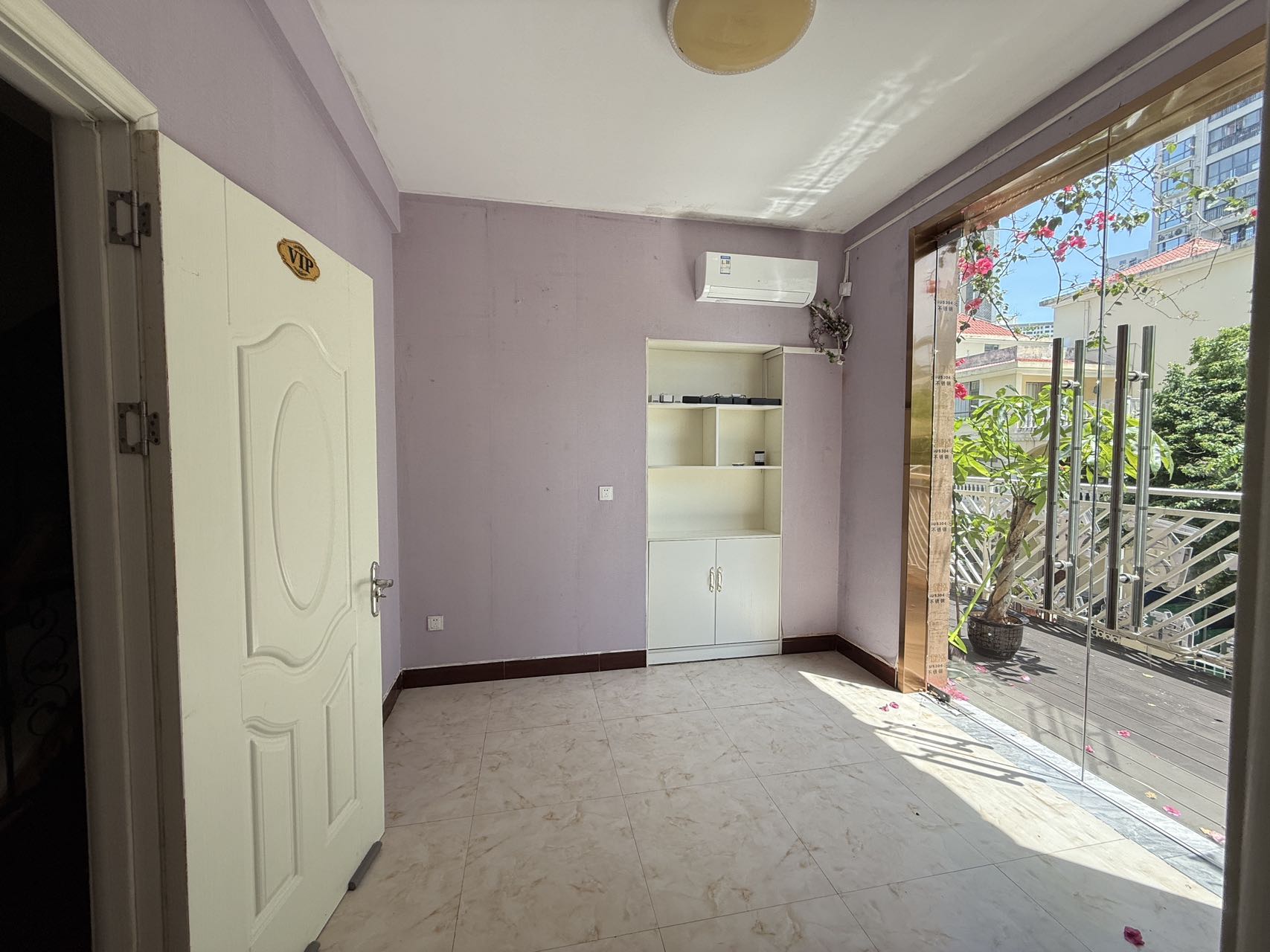 怡和花园别墅 10室2厅5卫 15000.0元/月 怡和花园别墅 10室2厅5卫 15000.0元/月室内图