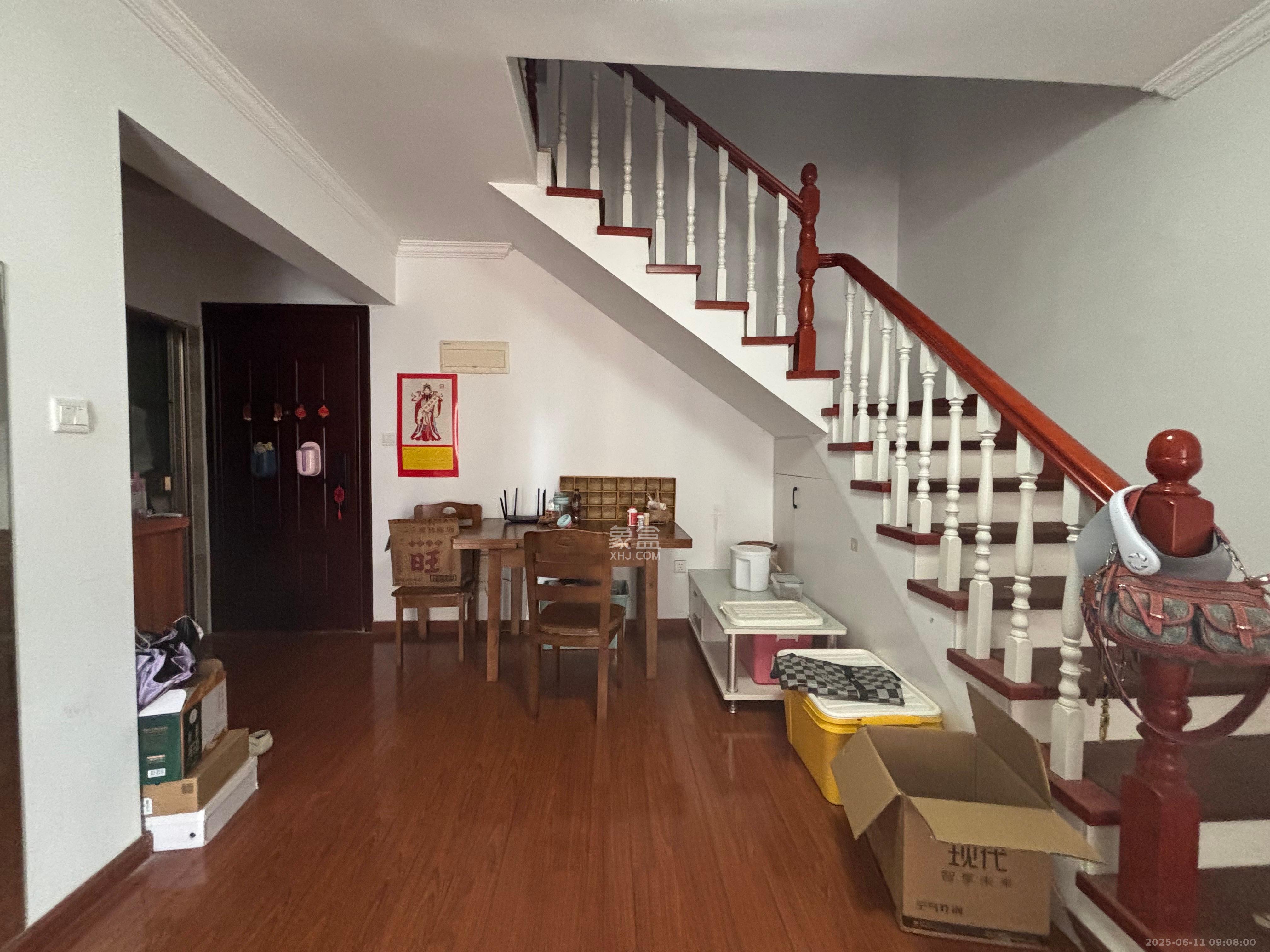 保利城(中航城国际社区、郡原美村) 4室2厅2卫 2800.0元/月 保利城(中航城国际社区、郡原美村) 4室2厅2卫 2800.0元/月室内图