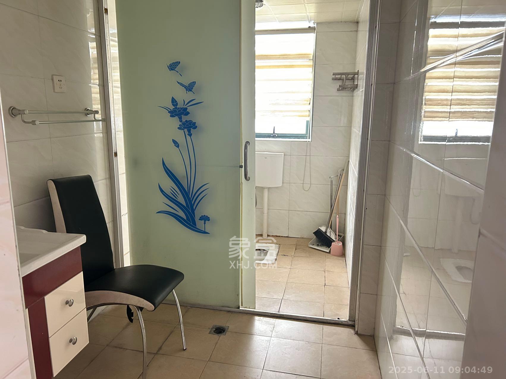 麓谷公馆(涉外国际公馆) 3室2厅1卫 2000.0元/月 麓谷公馆(涉外国际公馆) 3室2厅1卫 2000.0元/月室内图