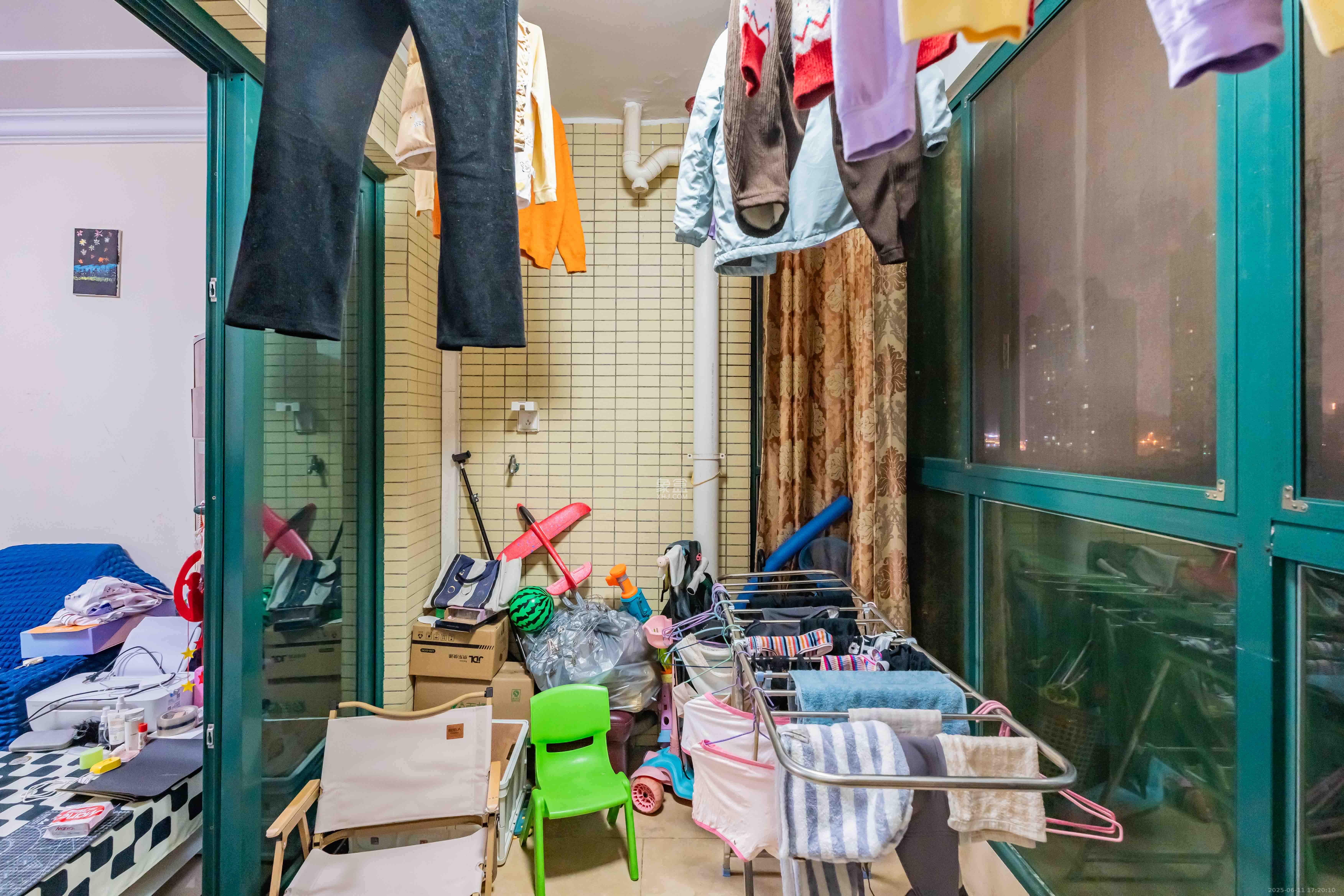 恒大雅苑 3室2厅2卫 2500.0元/月 恒大雅苑 3室2厅2卫 2500.0元/月室内图