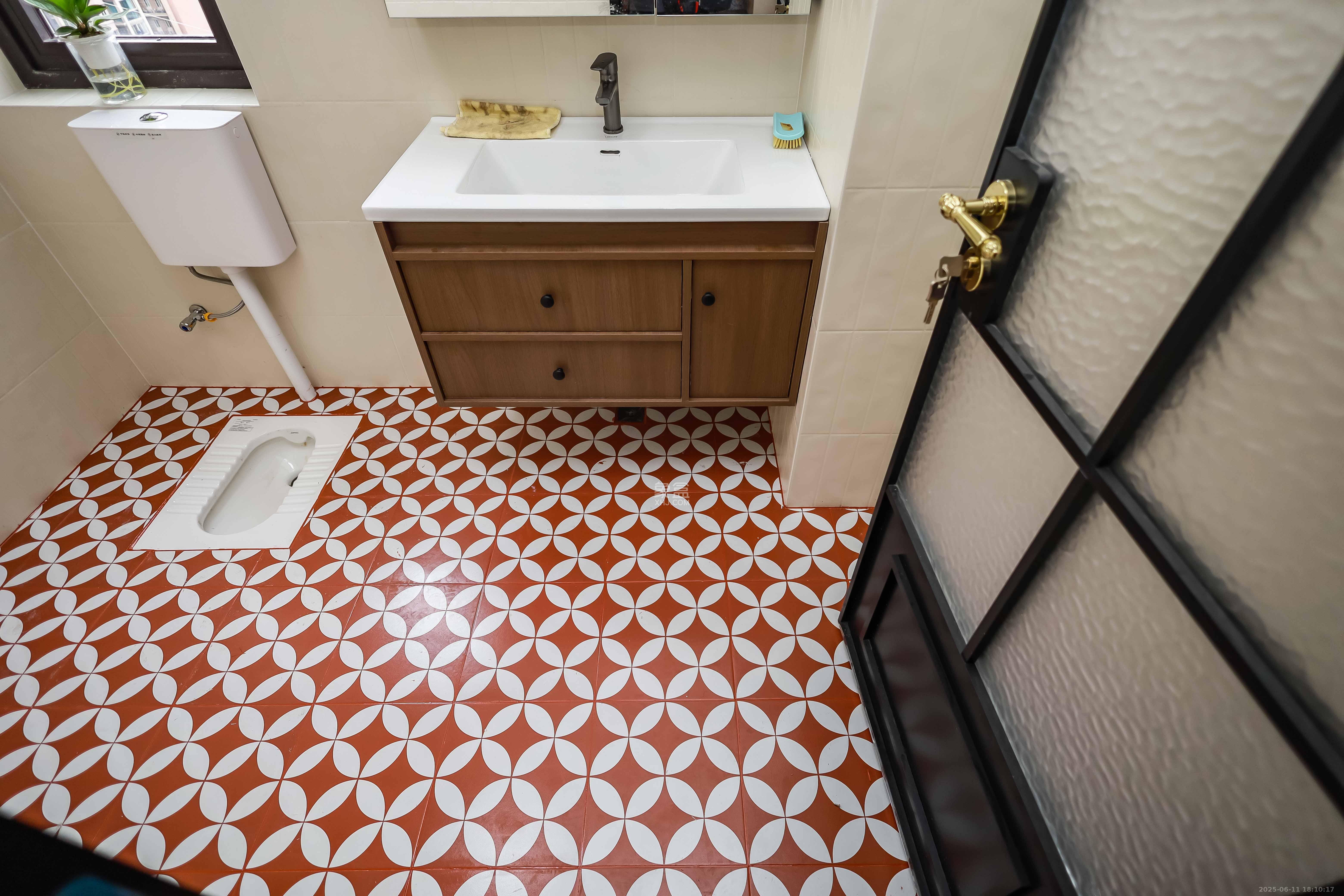 金辉优步花园 3室2厅2卫 128.0万 金辉优步花园 3室2厅2卫 128.0万卫生间