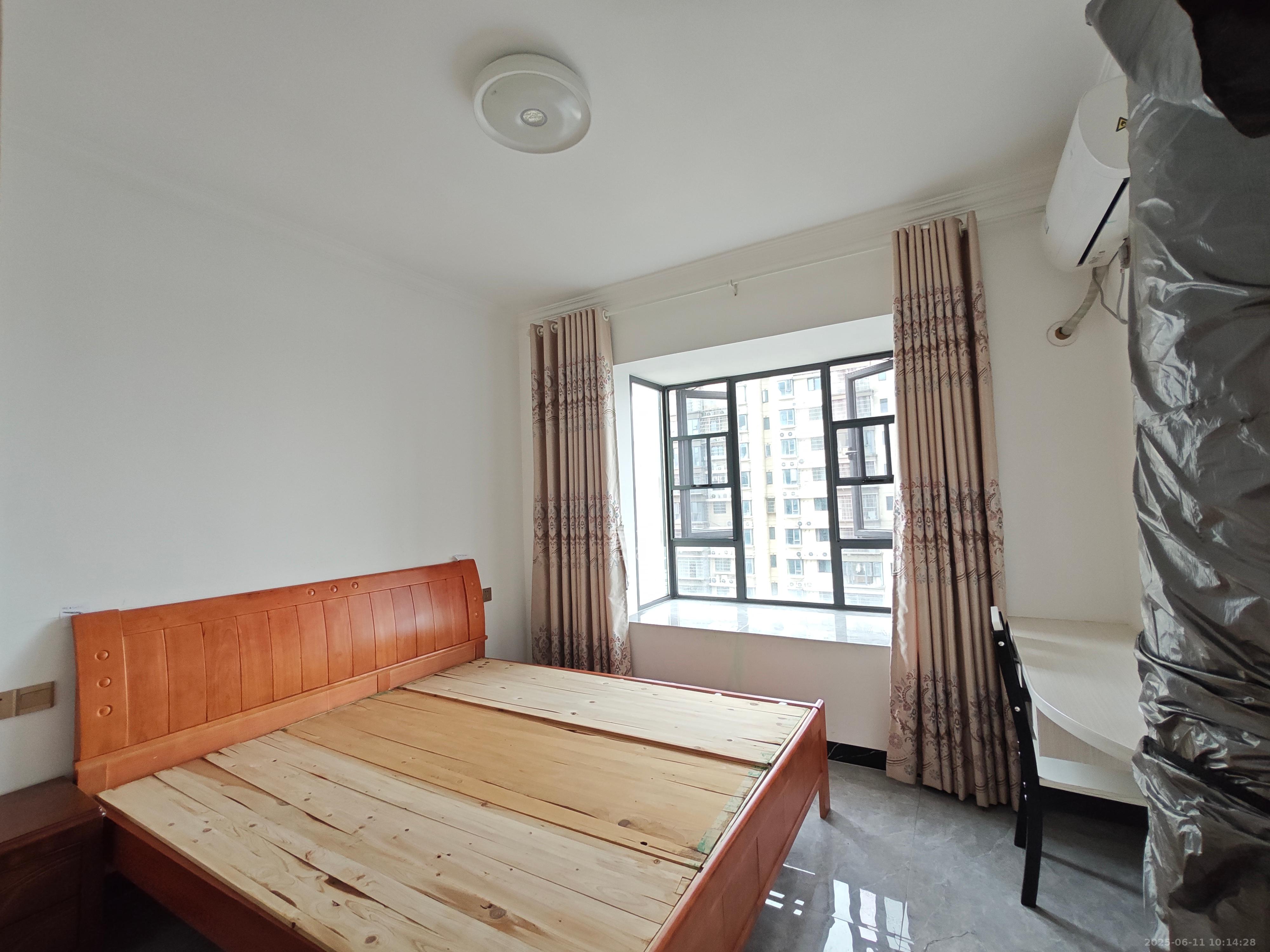 真人桥家园一期 2室2厅1卫 1800.0元/月 真人桥家园一期 2室2厅1卫 1800.0元/月室内图