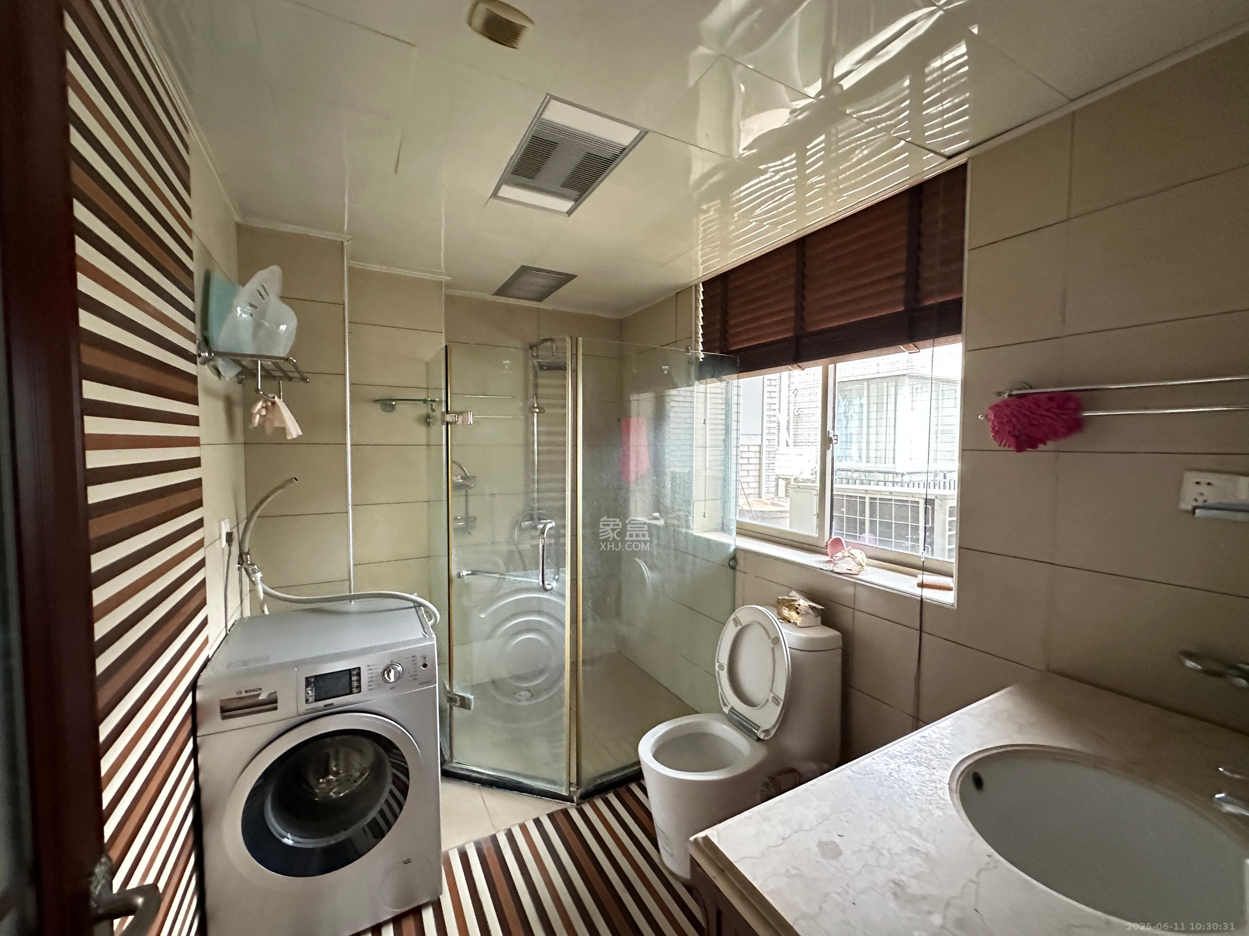 白沙湾嘉园 5室2厅2卫 6000.0元/月 白沙湾嘉园 5室2厅2卫 6000.0元/月室内图