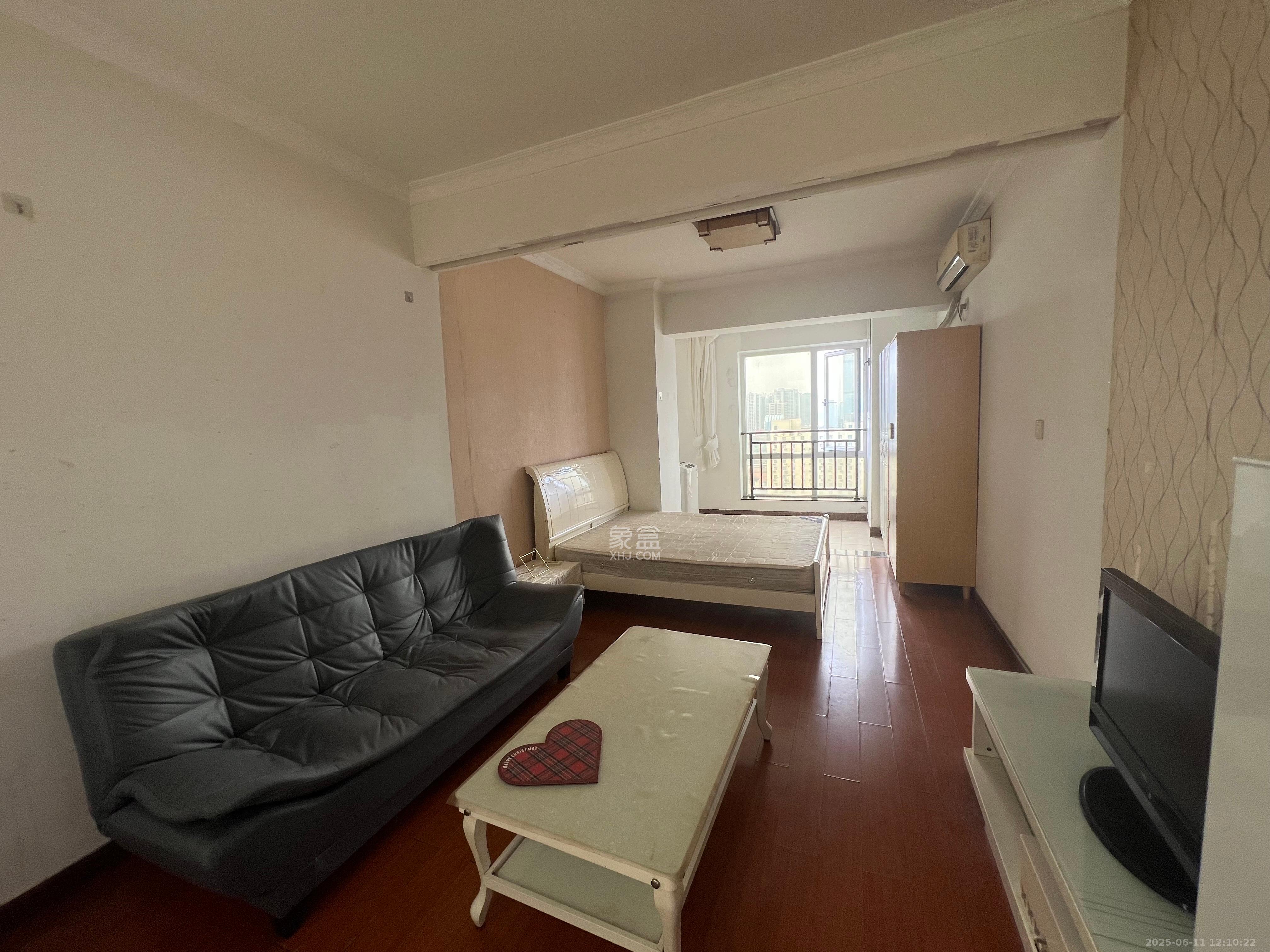 湘水和天下  1室1厅1卫    1250.0元/月室内图