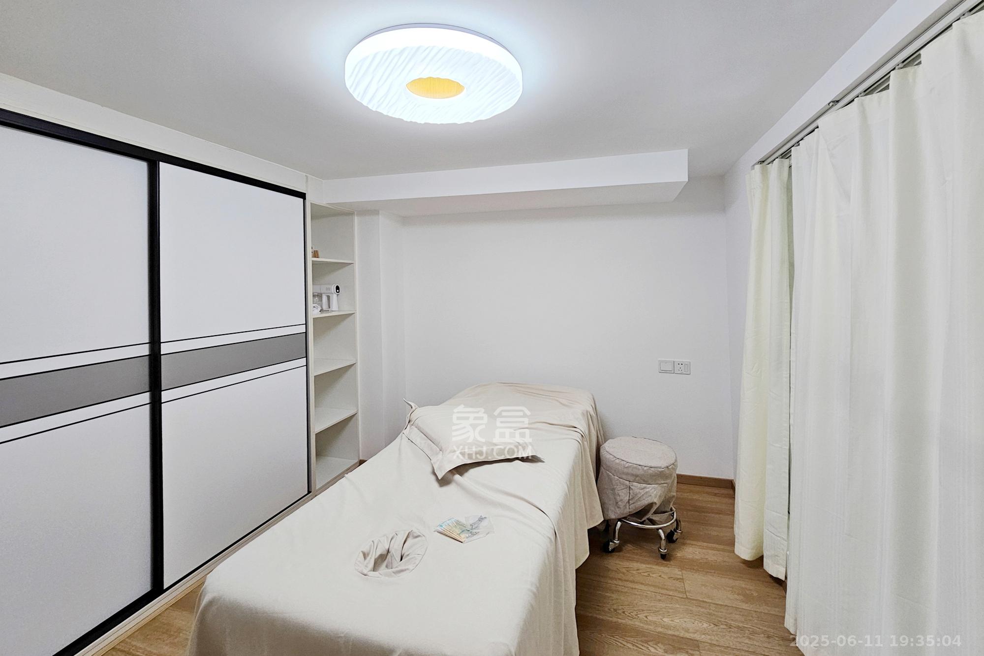 明昇壹城（明昇时代广场）三期  2室1厅1卫    58.0万卧室