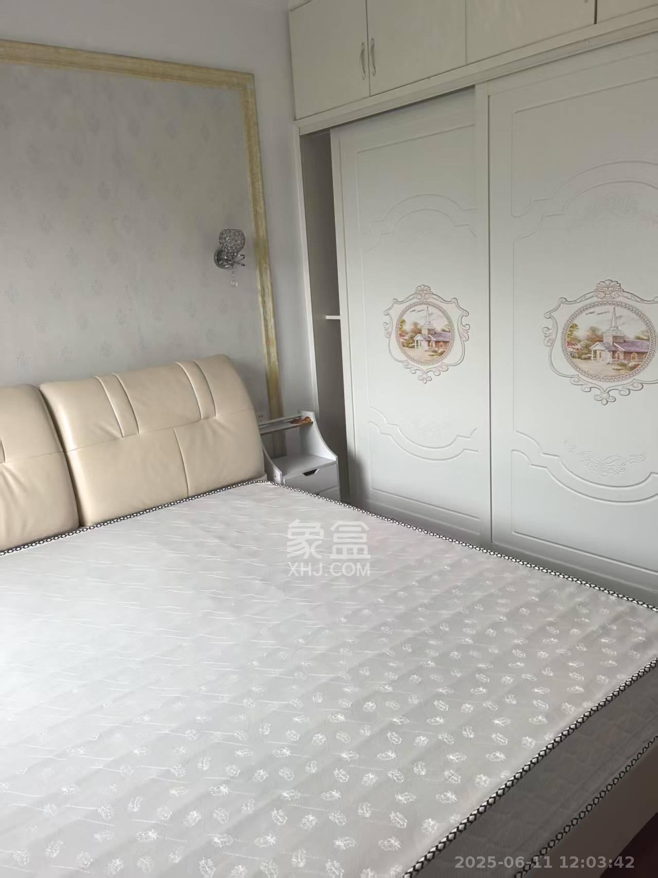 梅溪鑫苑名家  4室2厅1卫   2600.00元/月室内图
