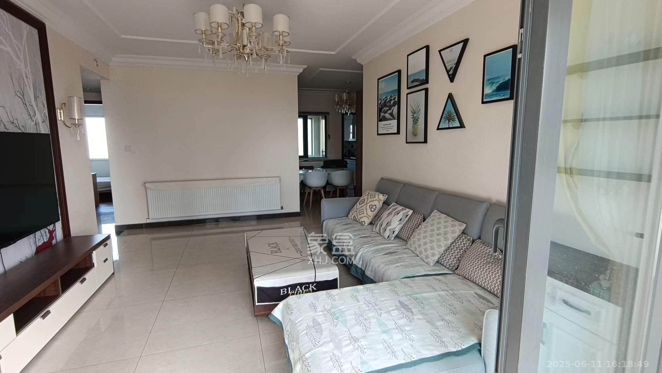 恒大御景天下城一期  3室2厅2卫    2500.0元/月室内图