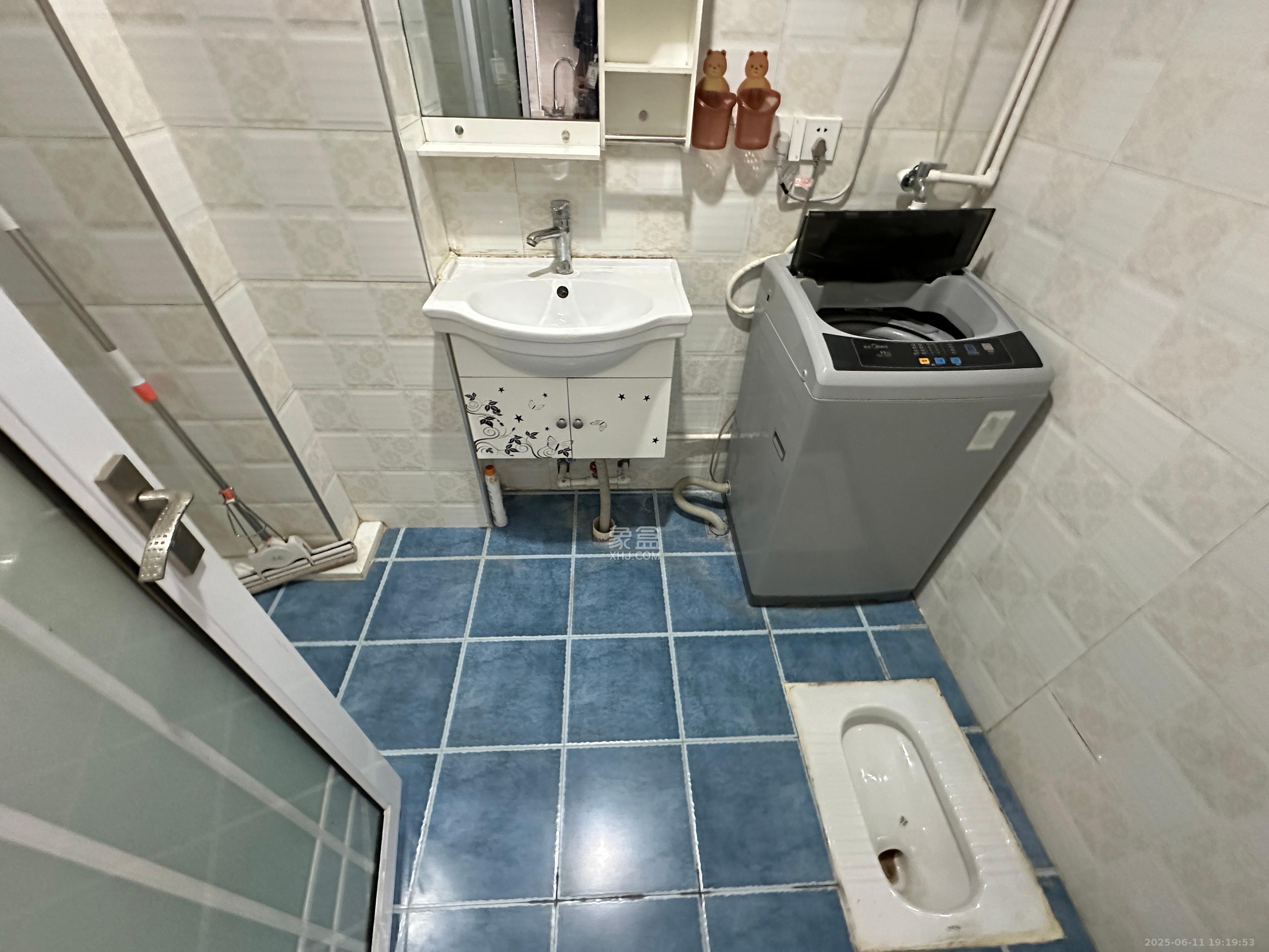 保利麓谷林语I区  1室0厅1卫   1300.00元/月室内图