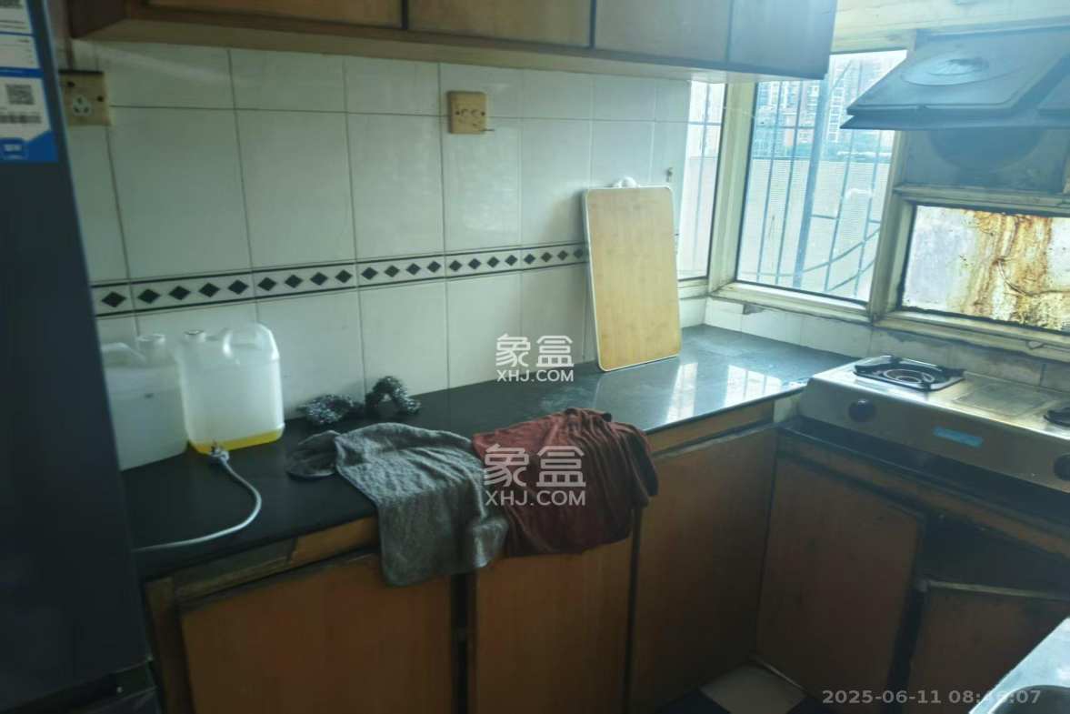 桔园小区1-8片 1室0厅0卫 1500.0元/月 桔园小区1-8片 1室0厅0卫 1500.0元/月室内图