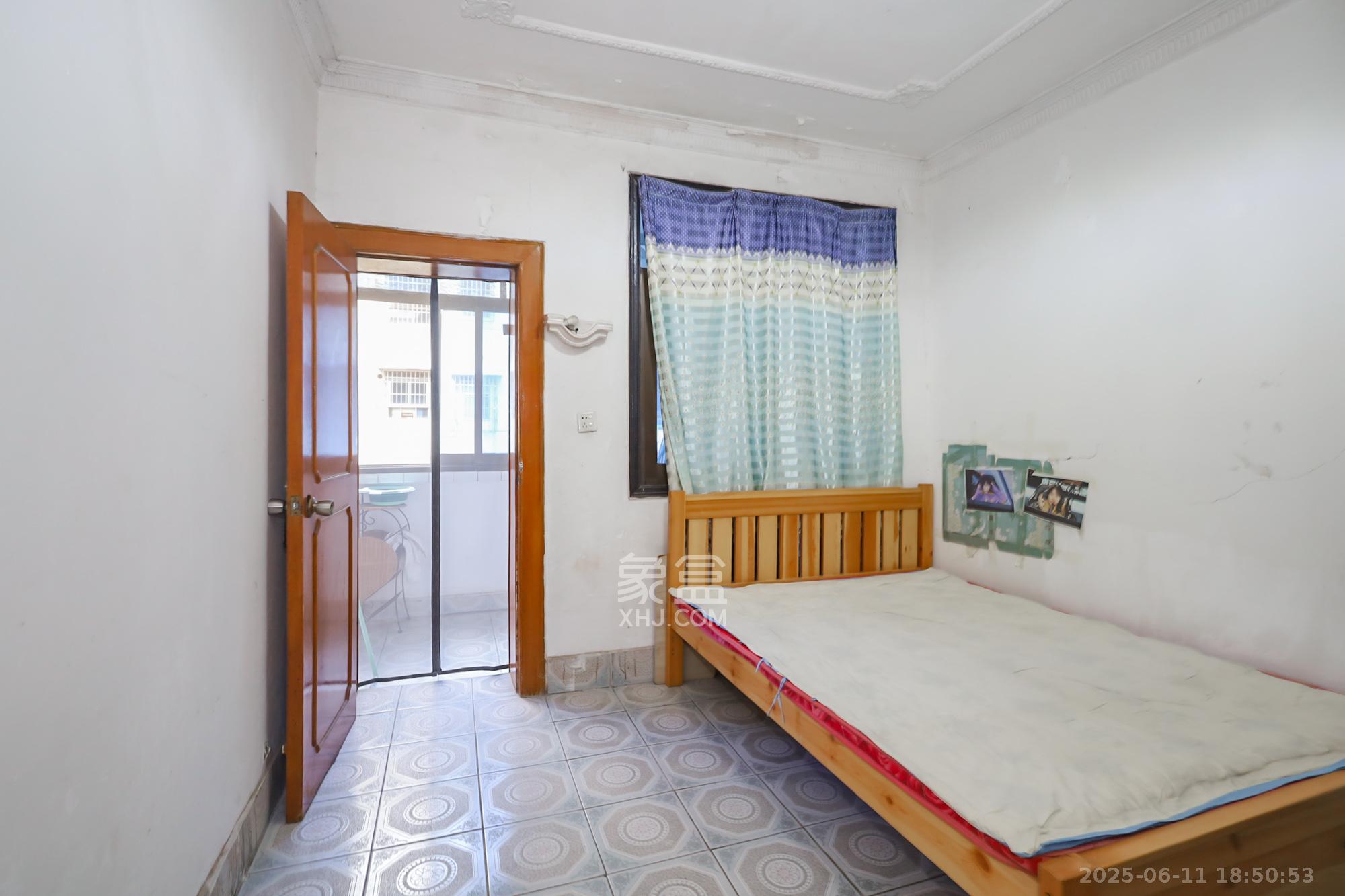 魏家坡  2室1厅1卫    41.8万 魏家坡  2室1厅1卫    41.8万卧室