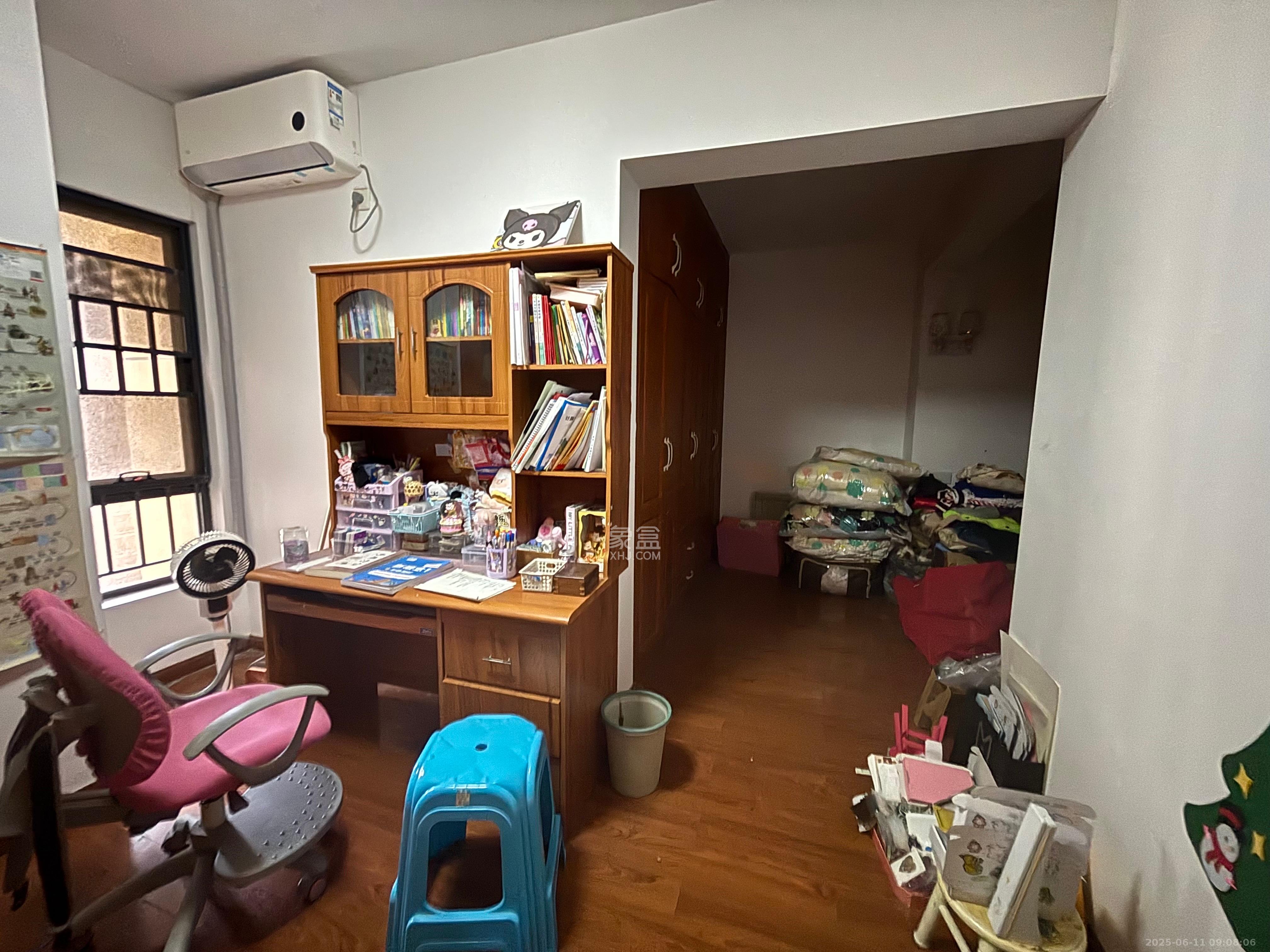 保利城(中航城国际社区、郡原美村) 4室2厅2卫 2800.0元/月 保利城(中航城国际社区、郡原美村) 4室2厅2卫 2800.0元/月室内图