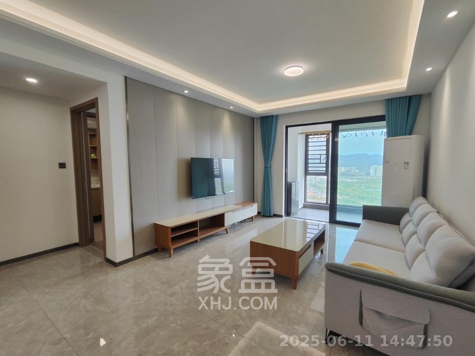 招商华发依云曦城  3室2厅2卫    2800.0元/月
