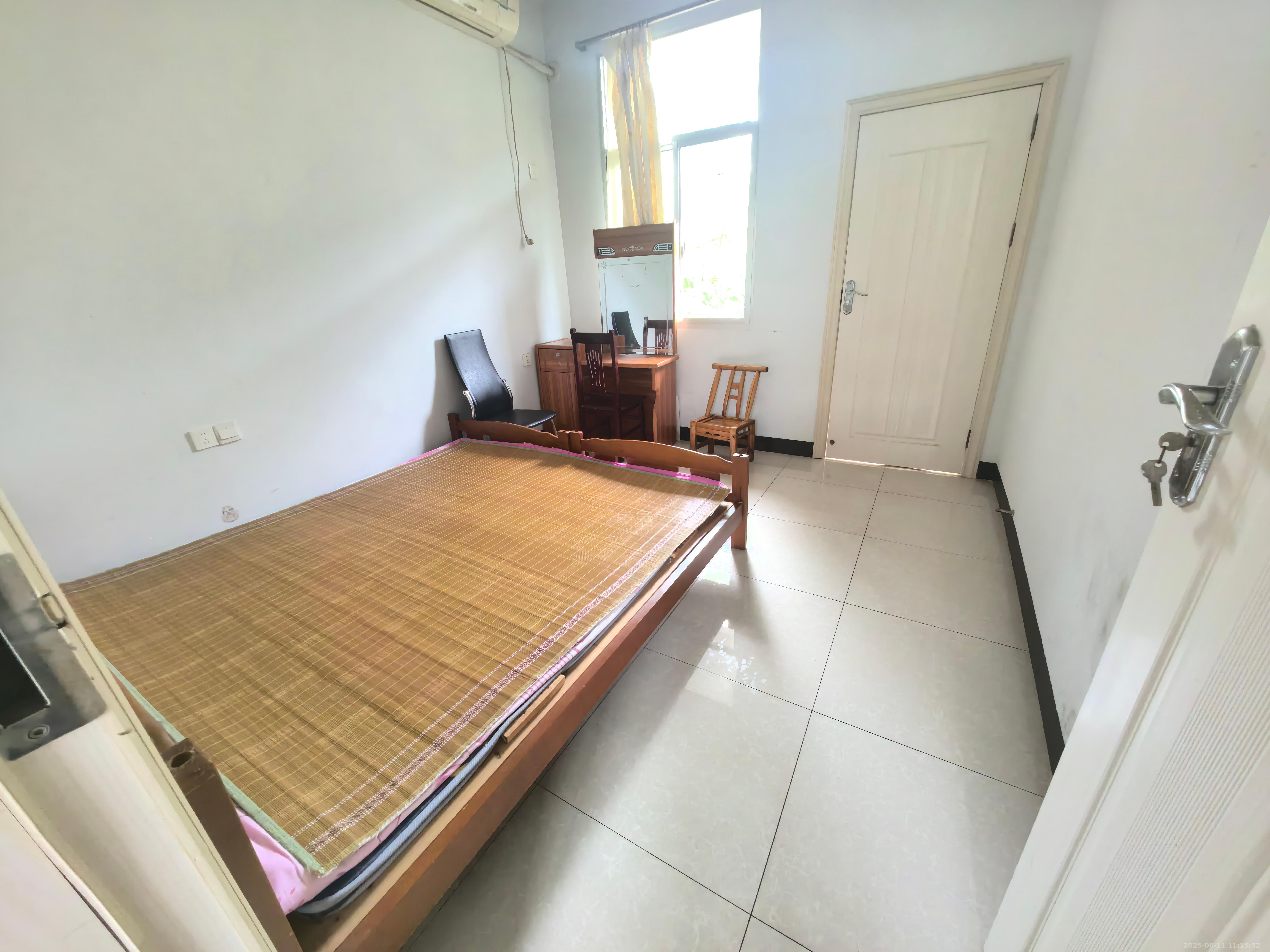 曹家巷三村 2室2厅1卫 1000.0元/月 曹家巷三村 2室2厅1卫 1000.0元/月室内图