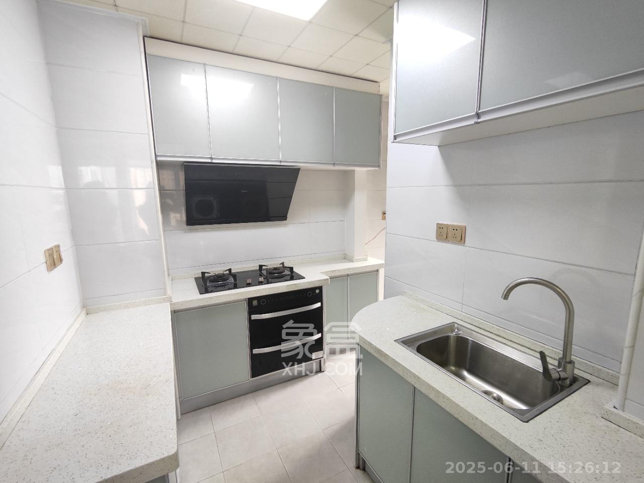 辉煌国际城二期 3室2厅1卫 2200.0元/月 辉煌国际城二期 3室2厅1卫 2200.0元/月室内图