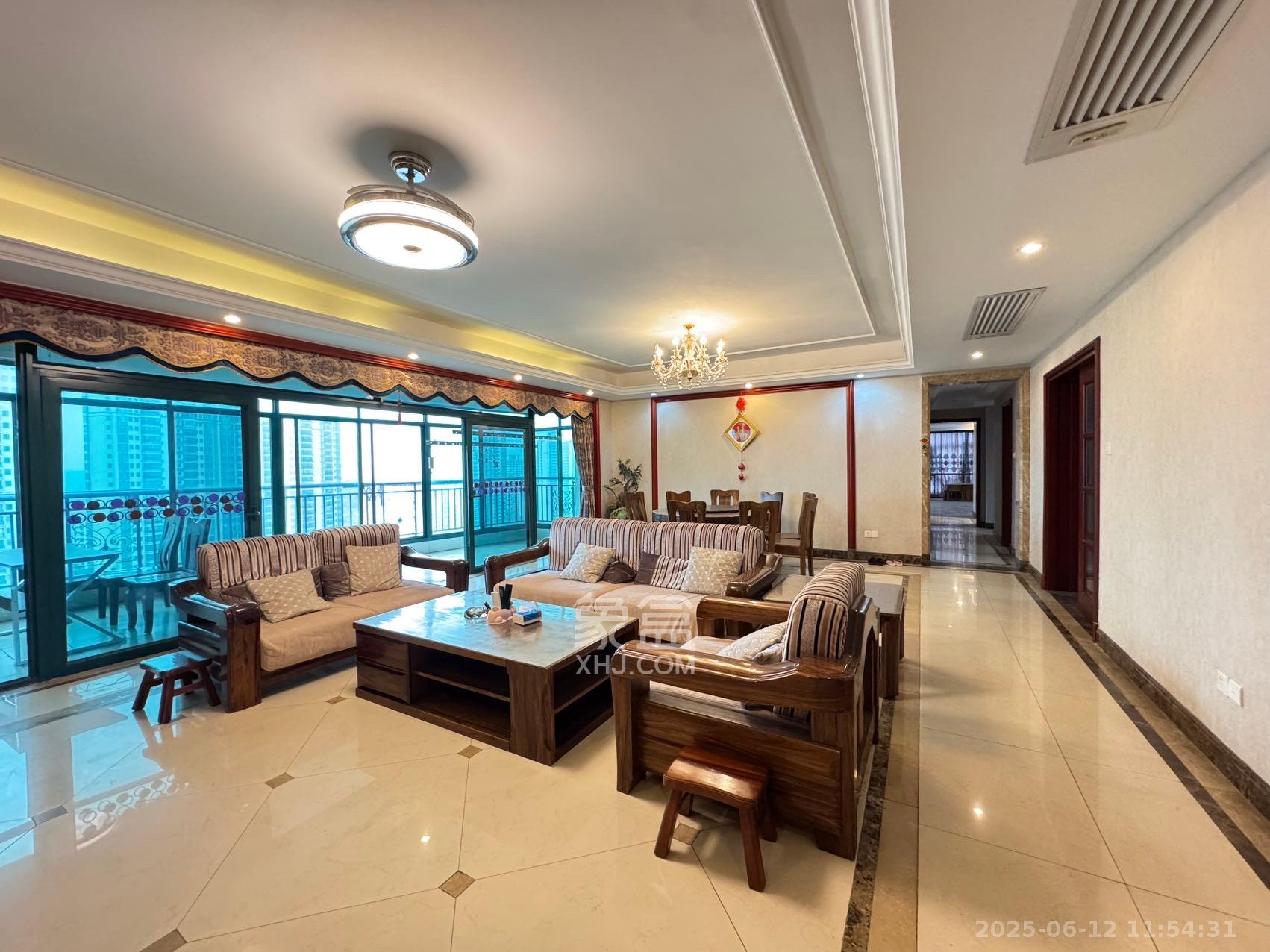 恒大雅苑  4室2厅3卫    6000.0元/月室内图