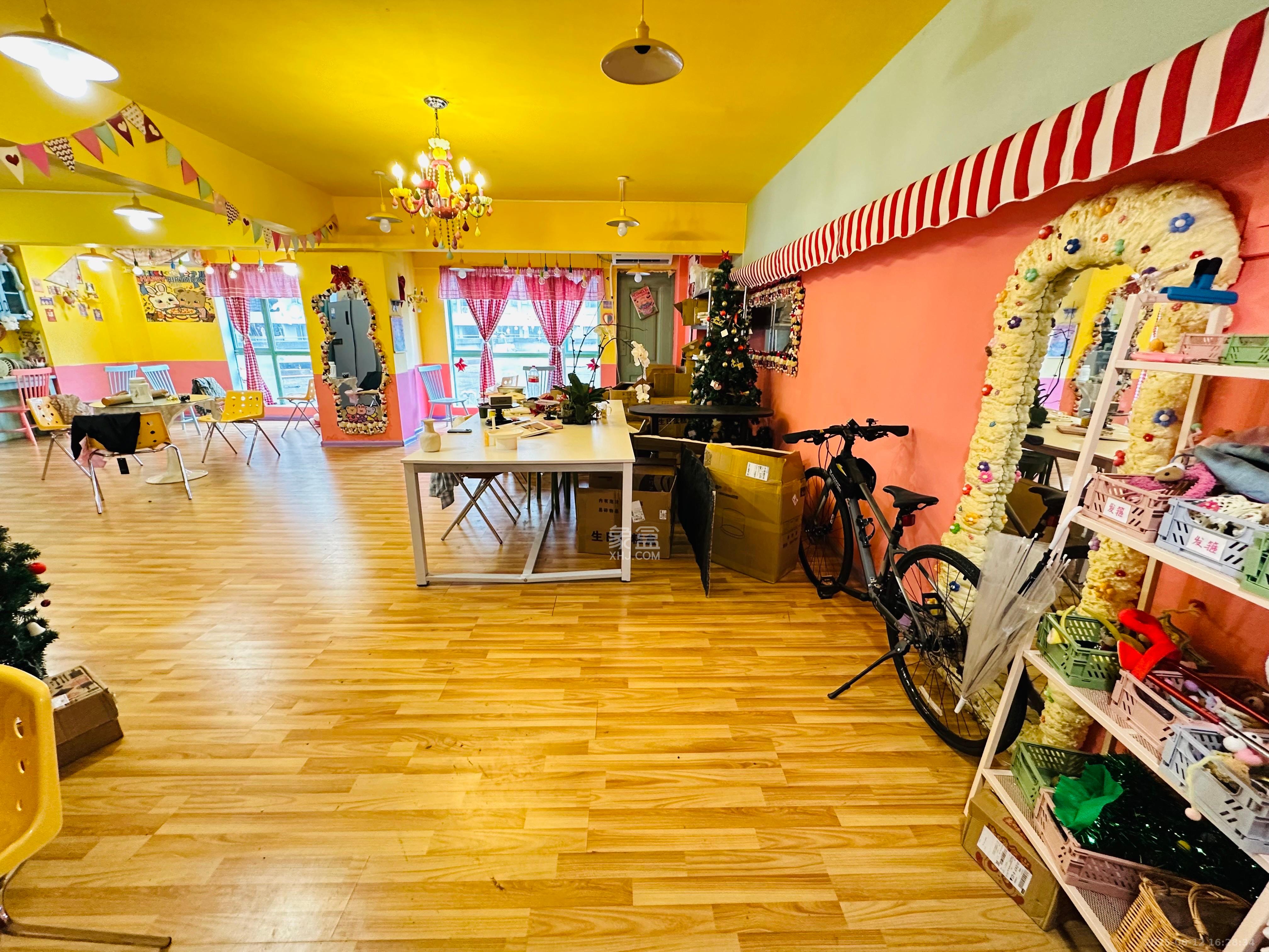 亚商国际 1室1厅1卫 1300.0元/月 亚商国际 1室1厅1卫 1300.0元/月室内图