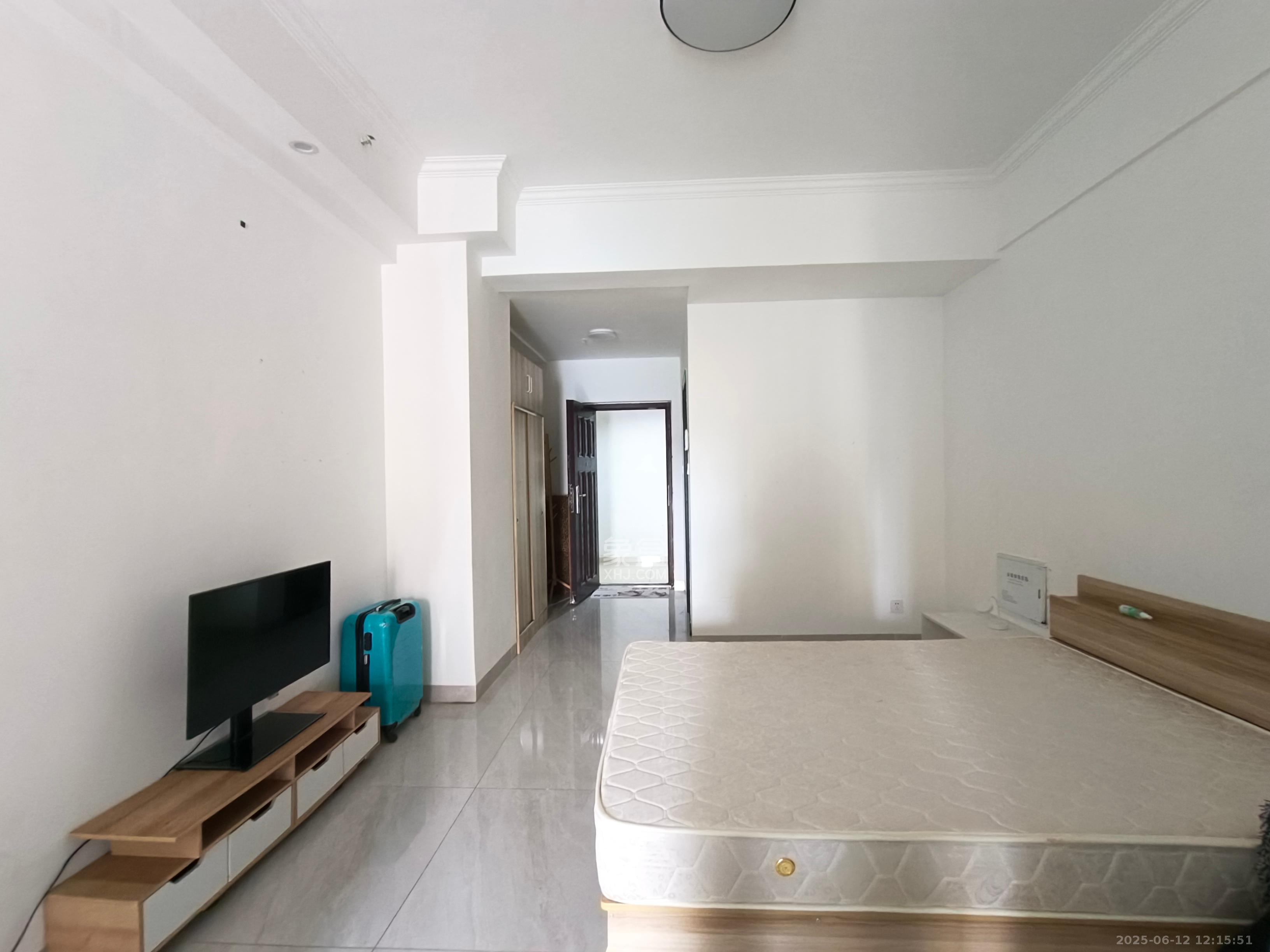 明发国际城 1室1厅1卫 1350.0元/月 明发国际城 1室1厅1卫 1350.0元/月室内图