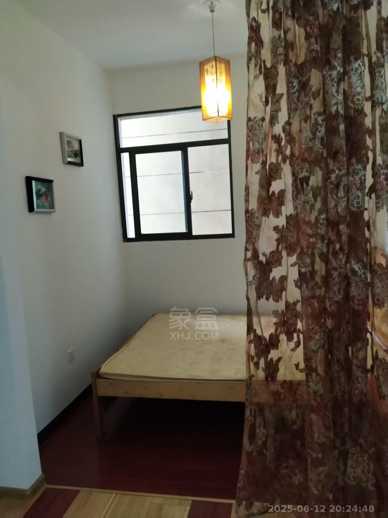 中欧昆仑首府 3室2厅1卫 1500.0元/月 中欧昆仑首府 3室2厅1卫 1500.0元/月室内图