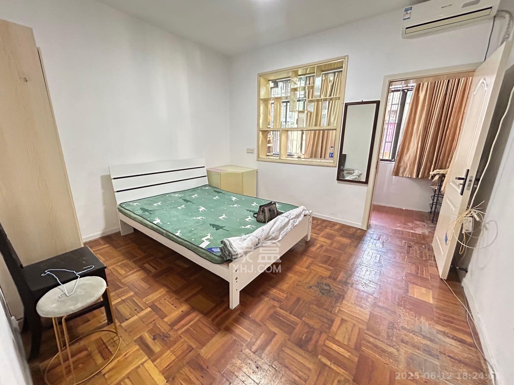 湖南省科技报社大院  3室1厅1卫    2300.0元/月 湖南省科技报社大院  3室1厅1卫    2300.0元/月室内图