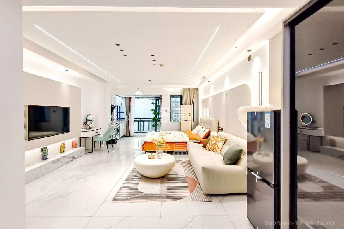 万博汇 1室1厅1卫 2500.0元/月 万博汇 1室1厅1卫 2500.0元/月室内图