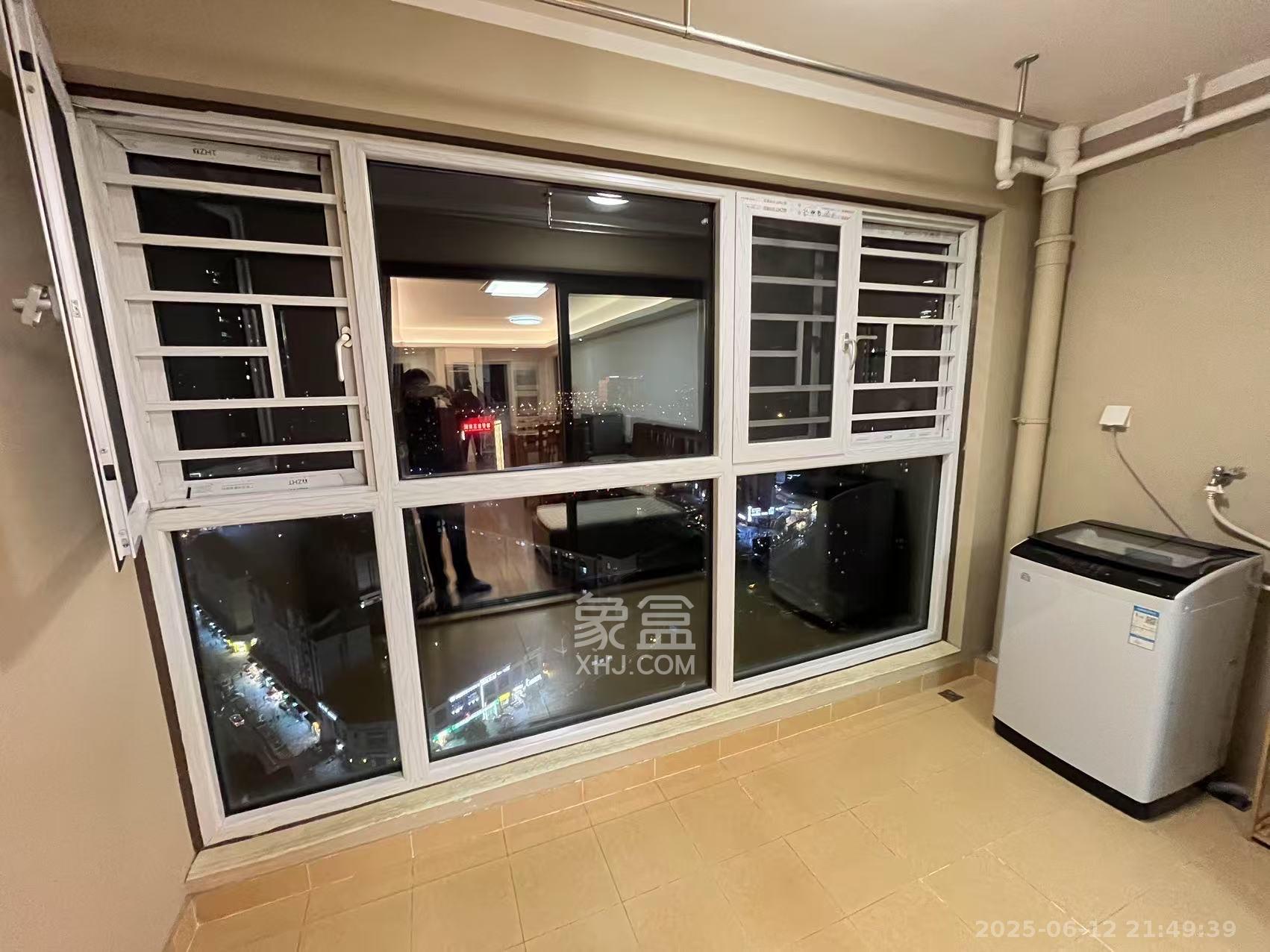 万科魅力之城观澜里 3室2厅2卫 2800.0元/月 万科魅力之城观澜里 3室2厅2卫 2800.0元/月室内图