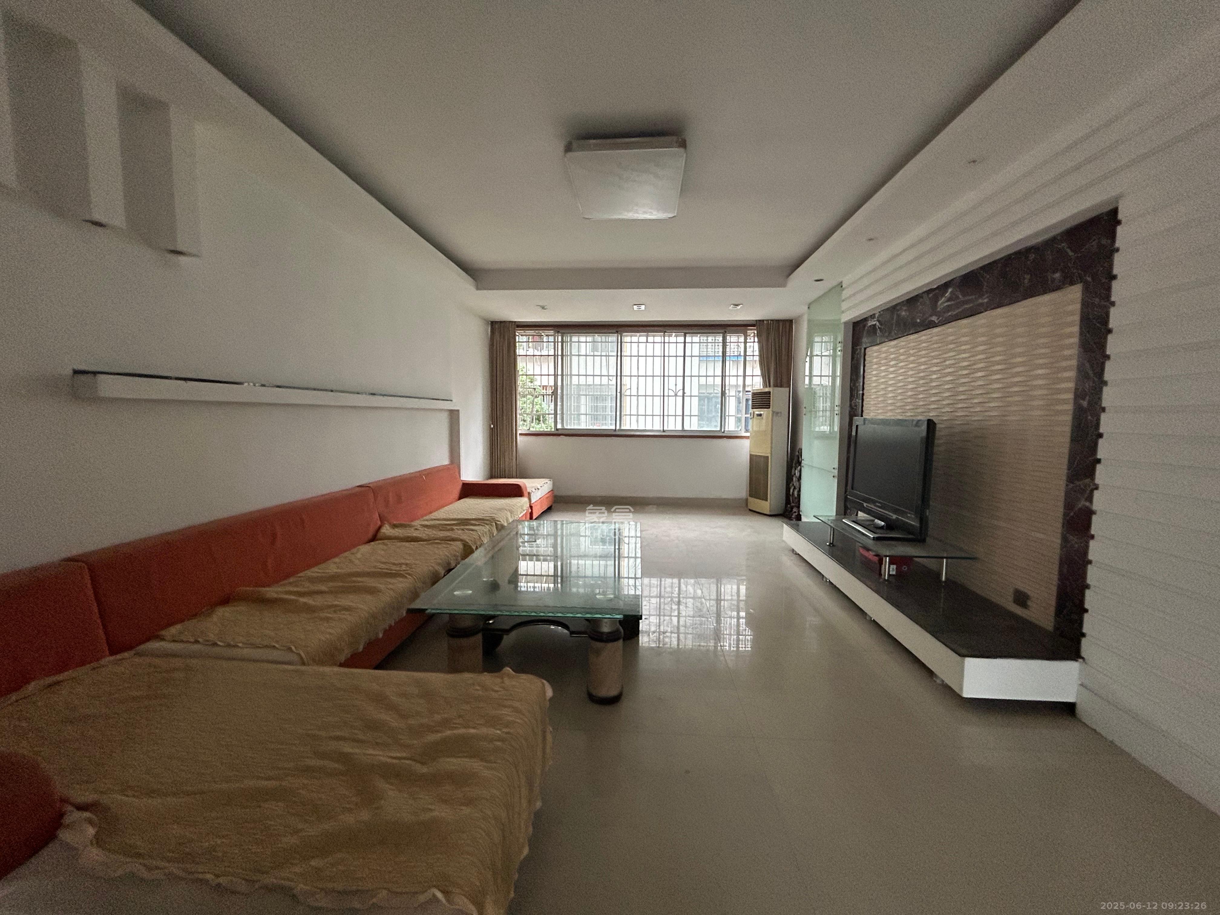 科教新村小区（芙蓉区）  3室2厅1卫   2500.00元/月室内图