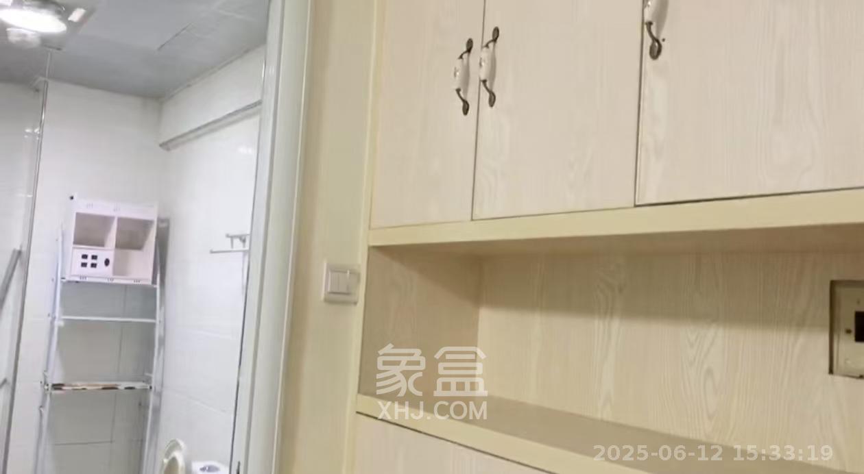 东怡外国（南湖一号)  2室1厅0卫   2200.00元/月室内图