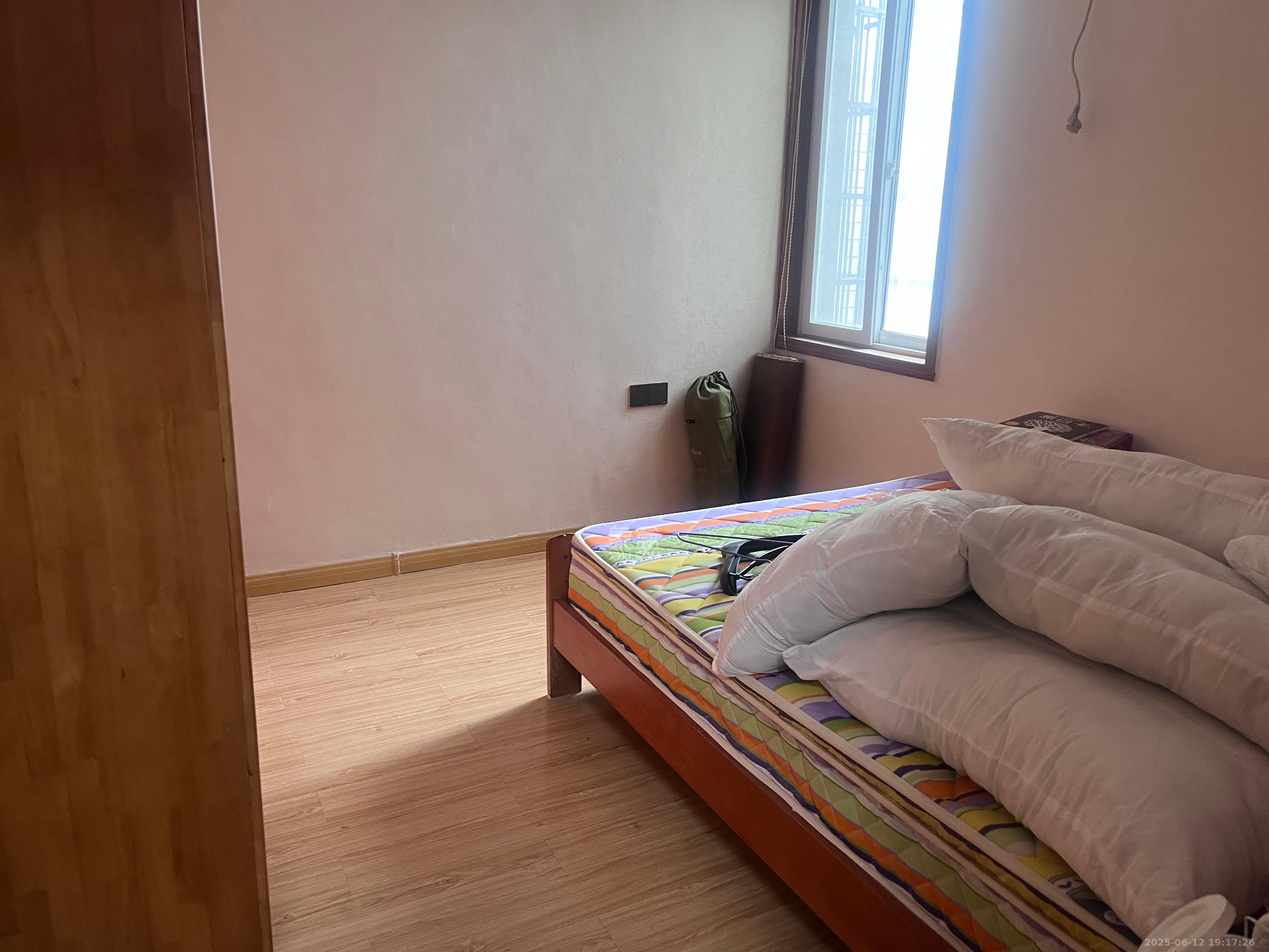 好家园 5室2厅2卫 2500.0元/月 好家园 5室2厅2卫 2500.0元/月室内图