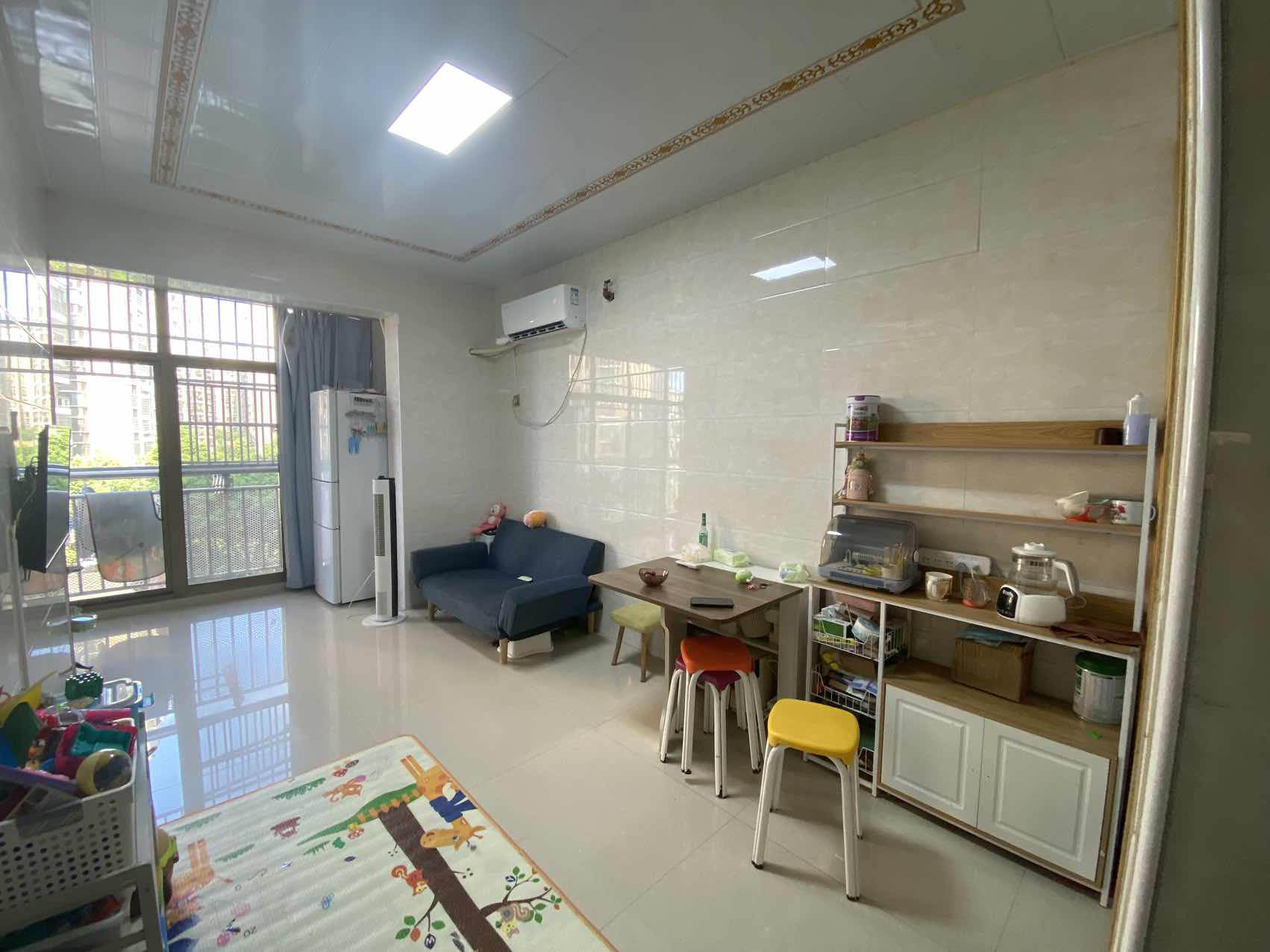 香格里拉  1室1厅1卫    20.8万 香格里拉  1室1厅1卫    20.8万室内图