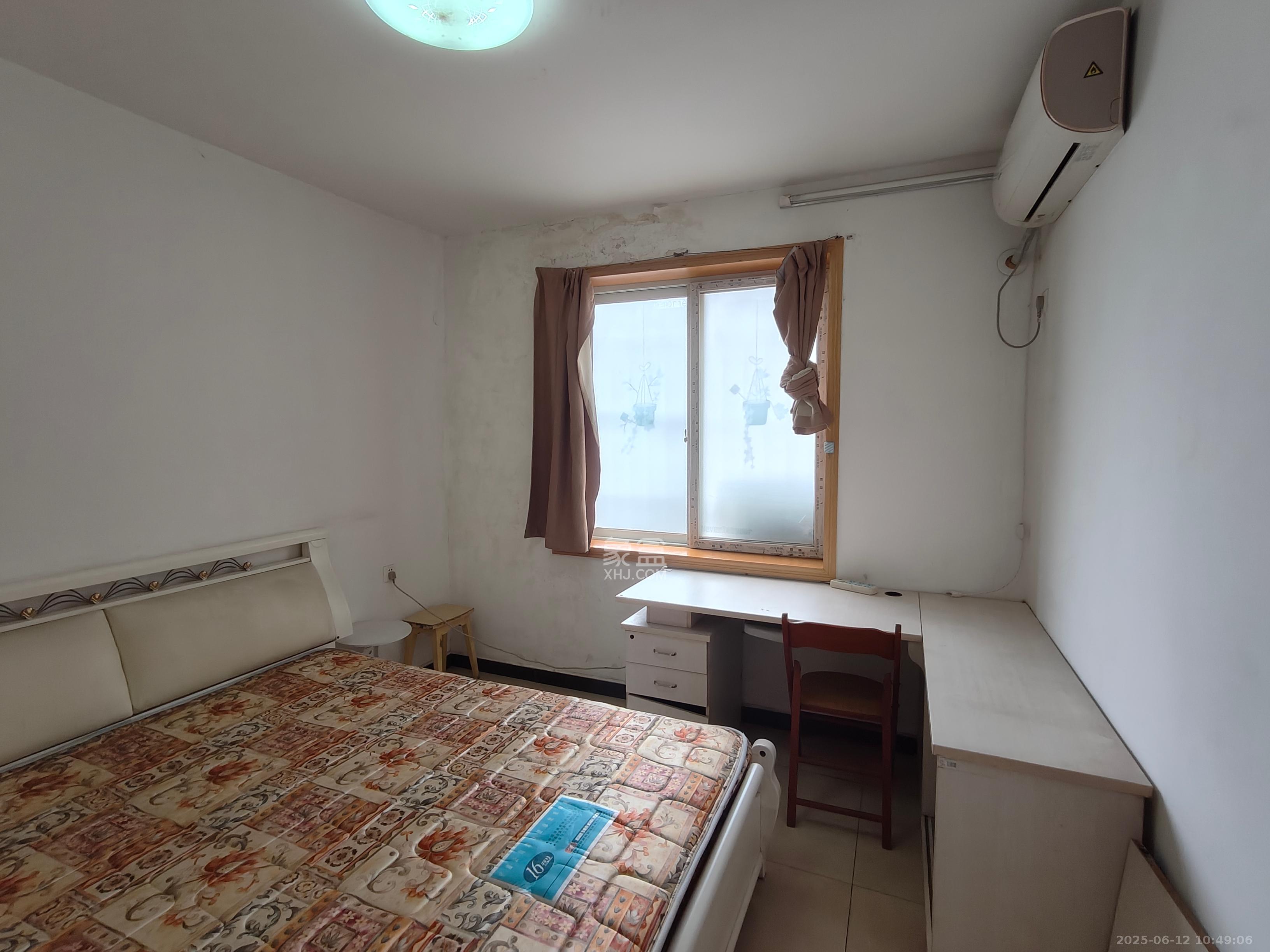 梨子山小区  2室1厅1卫   1600.00元/月室内图