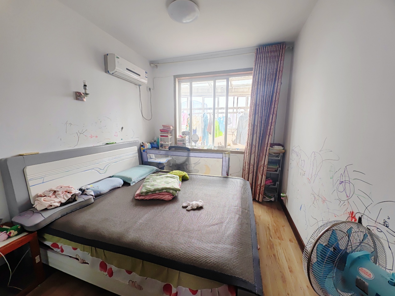 湘银二期世纪花园 7室2厅3卫 89.8万 湘银二期世纪花园 7室2厅3卫 89.8万室内图