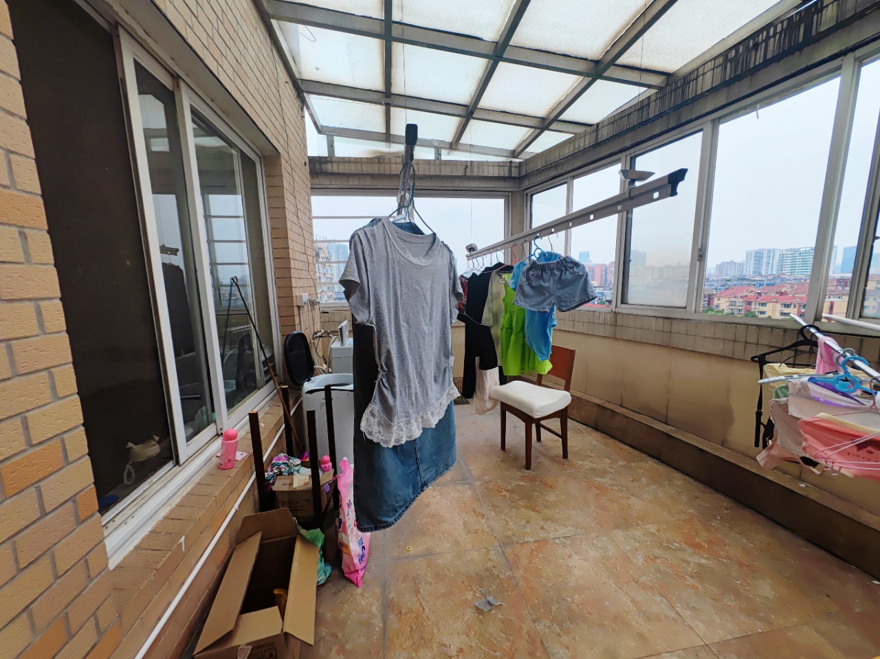 湘银二期世纪花园 7室2厅3卫 89.8万 湘银二期世纪花园 7室2厅3卫 89.8万室内图