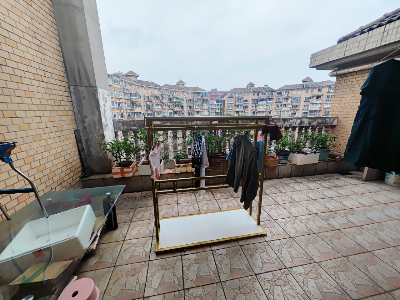 湘银二期世纪花园 7室2厅3卫 89.8万 湘银二期世纪花园 7室2厅3卫 89.8万室内图