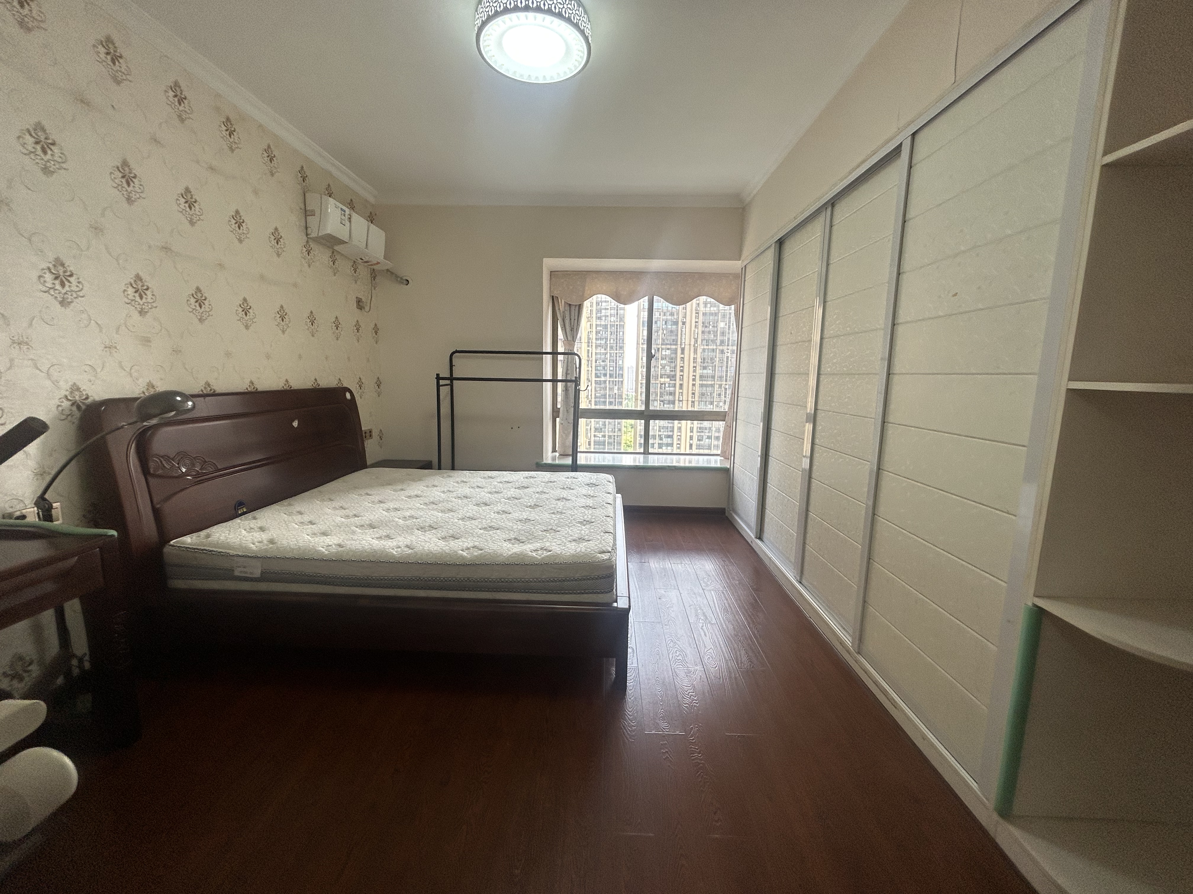 奥园养生城 3室2厅2卫 70.0万 奥园养生城 3室2厅2卫 70.0万室内图