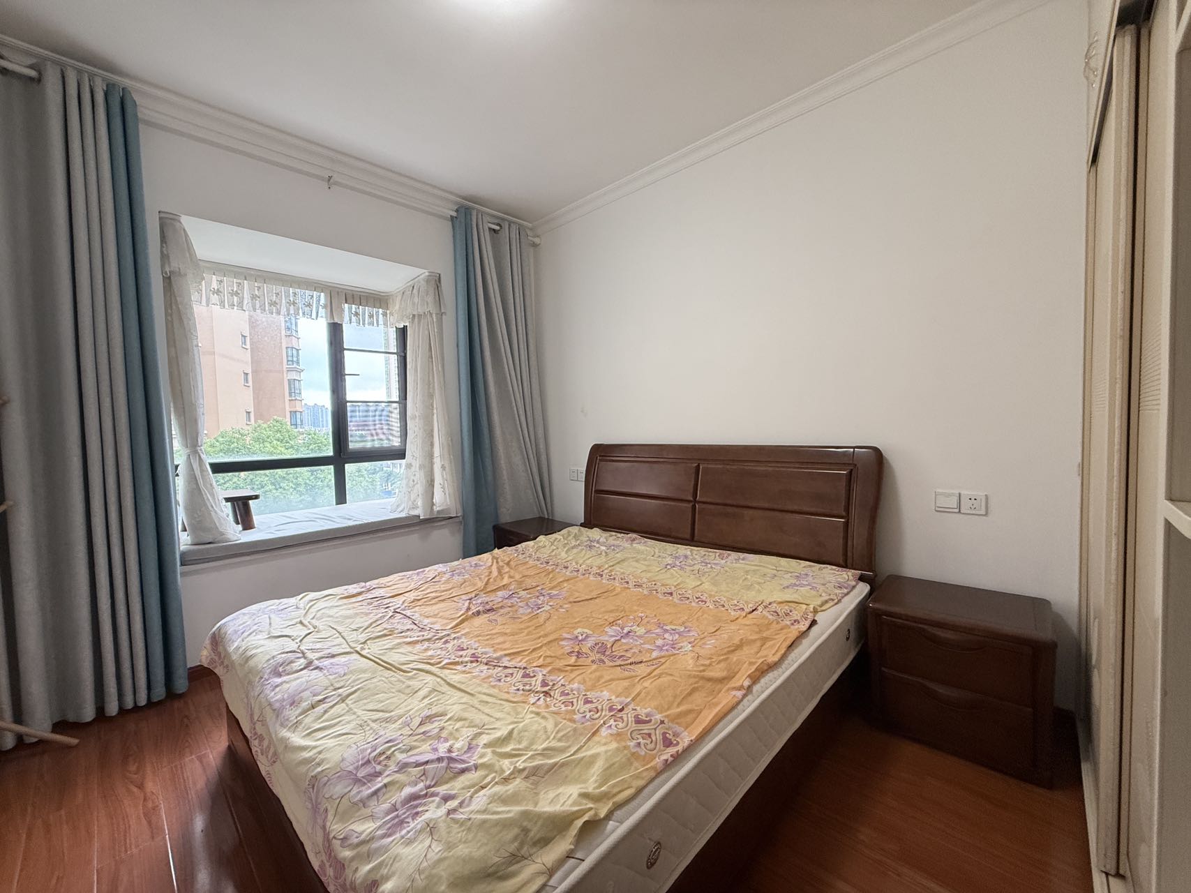 康桥美郡 3室2厅2卫 75.0万 康桥美郡 3室2厅2卫 75.0万室内图