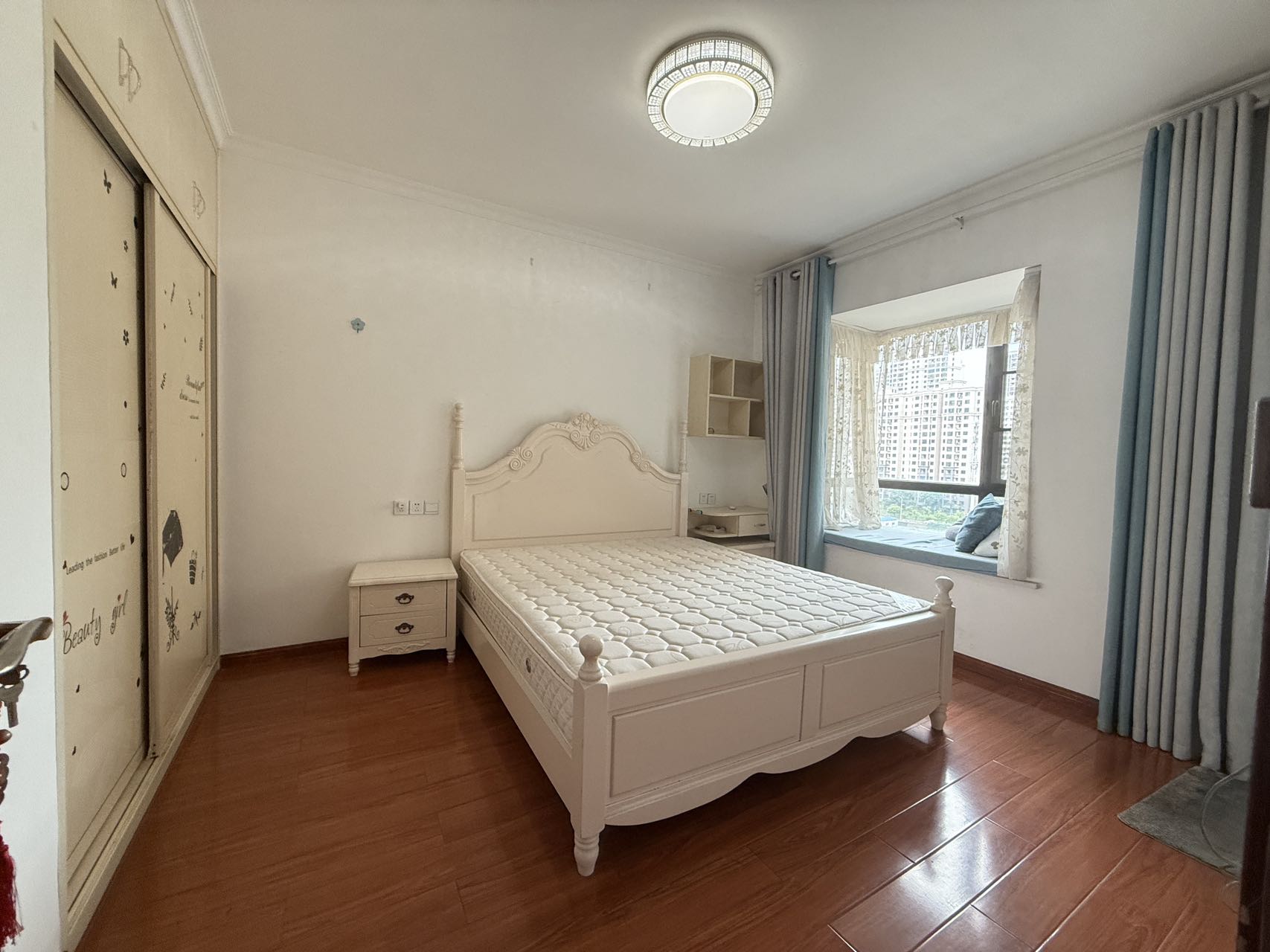 康桥美郡 3室2厅2卫 75.0万 康桥美郡 3室2厅2卫 75.0万室内图