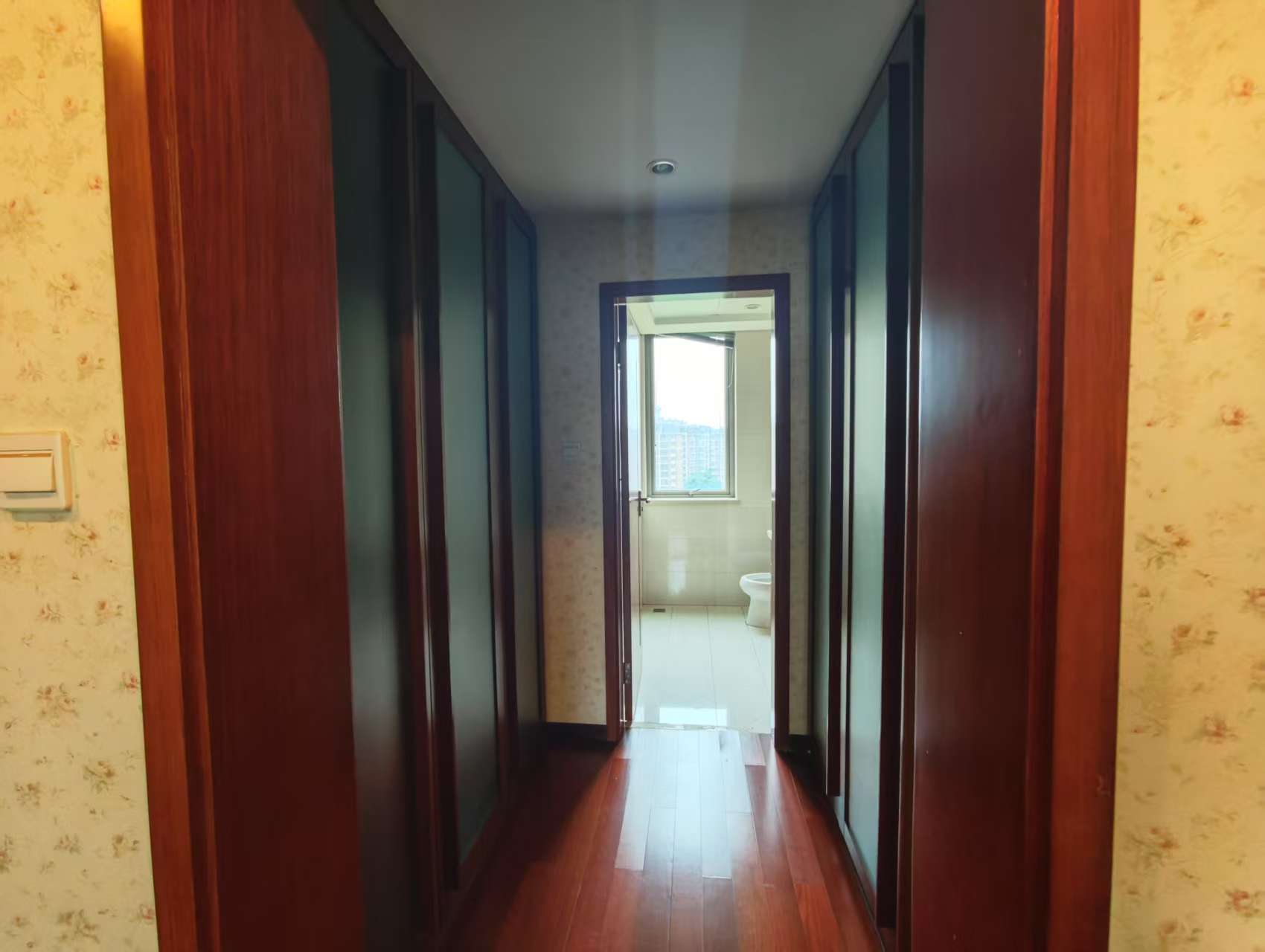 晋合湘水湾一期 3室2厅2卫 81.9万 晋合湘水湾一期 3室2厅2卫 81.9万室内图