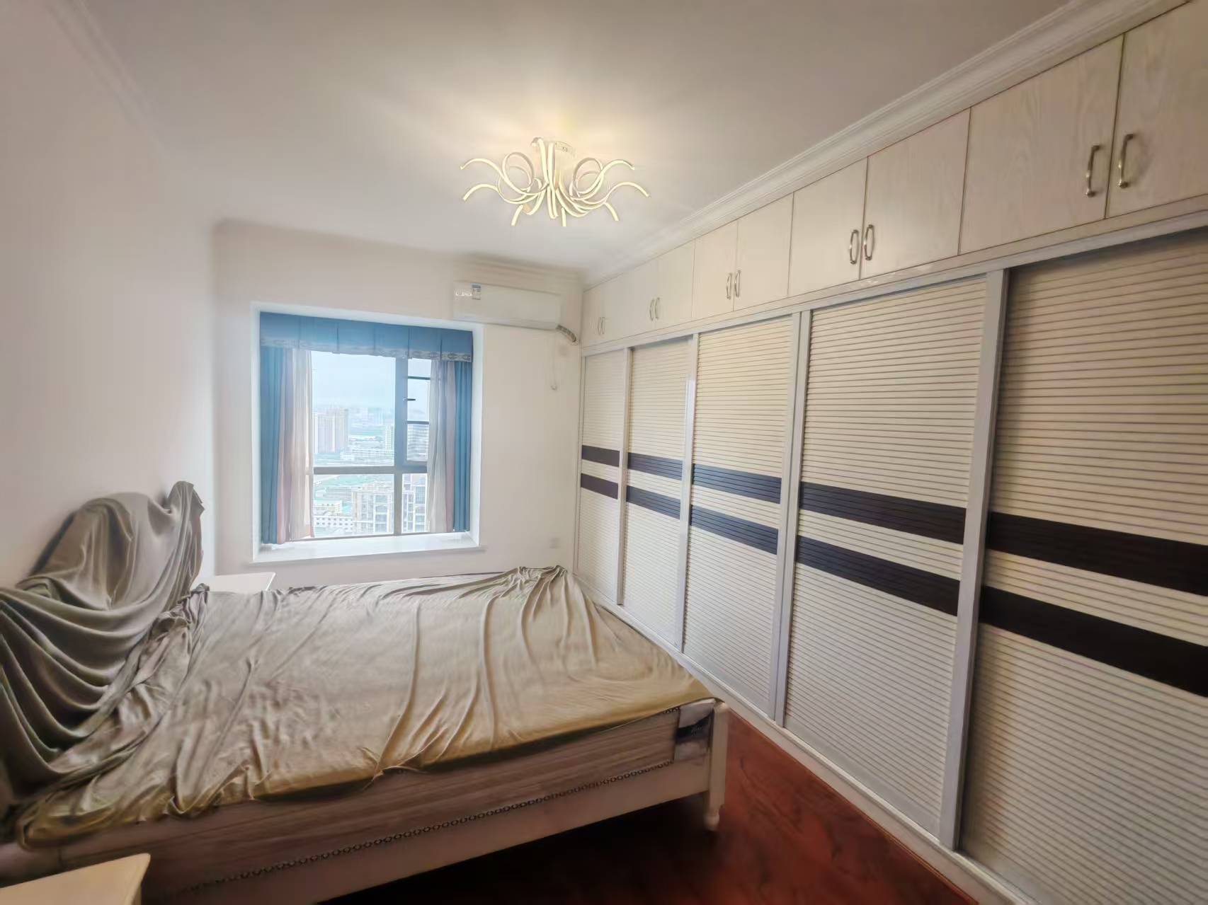 奥园广场 3室2厅1卫 61.8万 奥园广场 3室2厅1卫 61.8万室内图